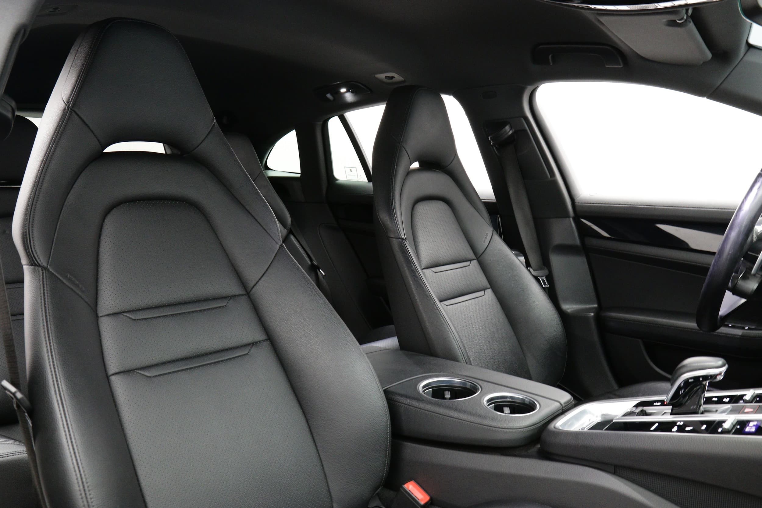 Porsche Panamera 4