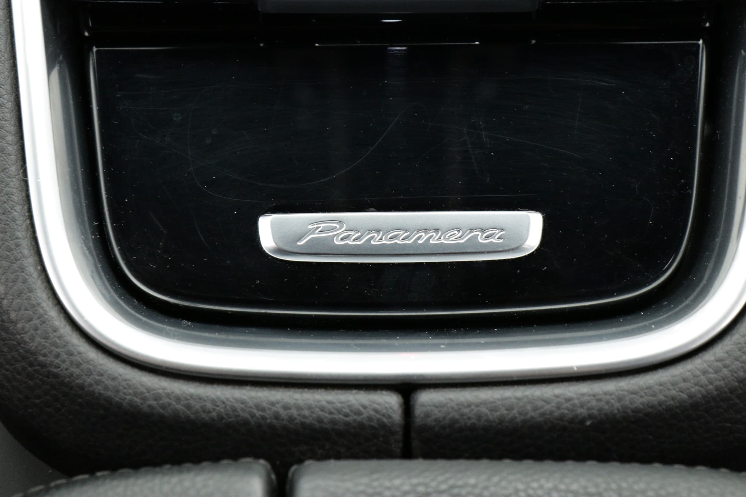 Porsche Panamera 4