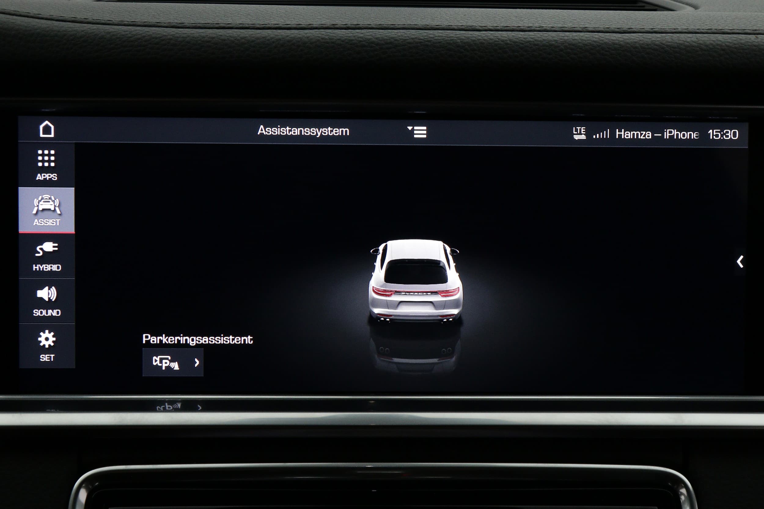 Porsche Panamera 4