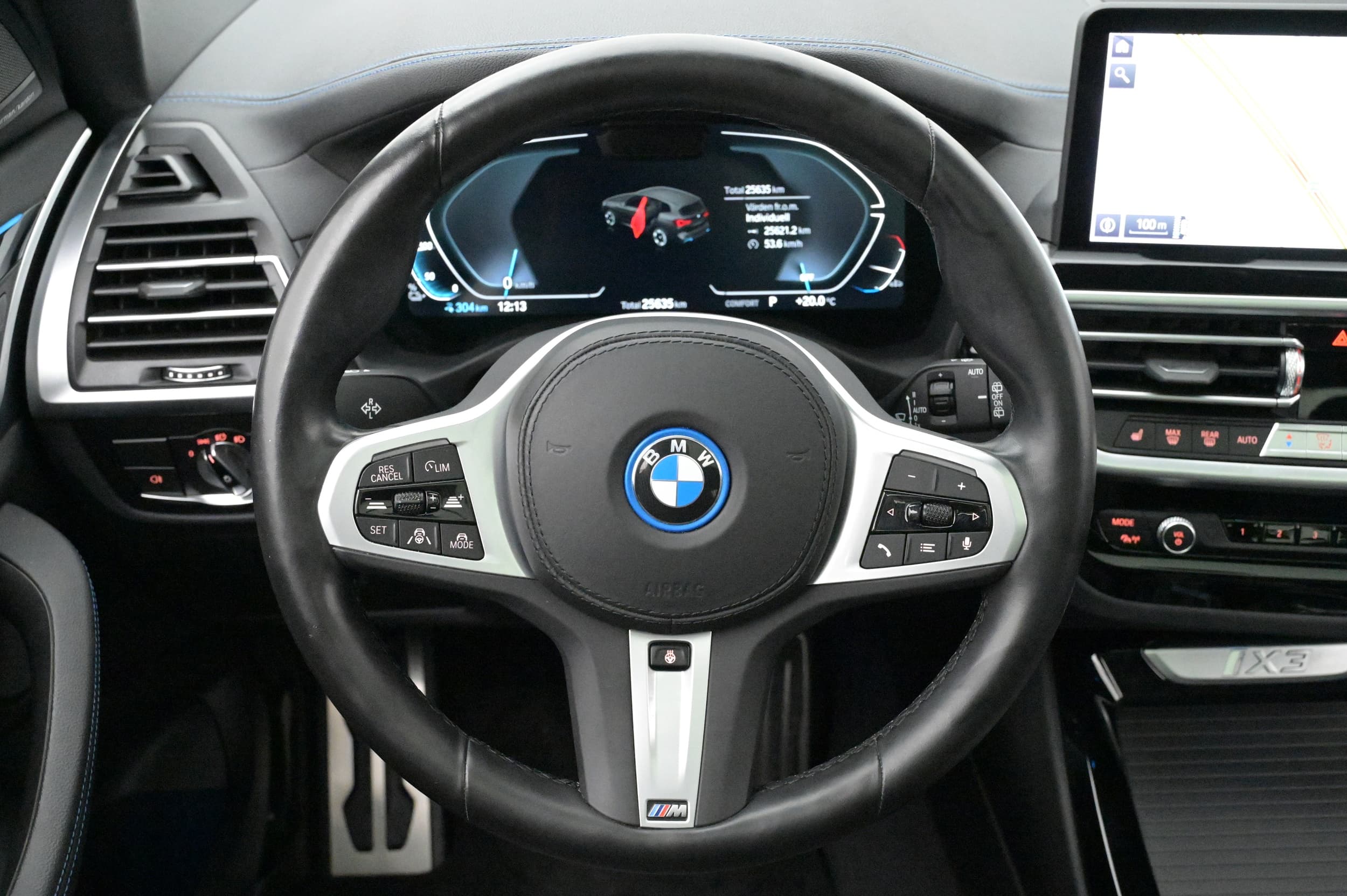 BMW iX3