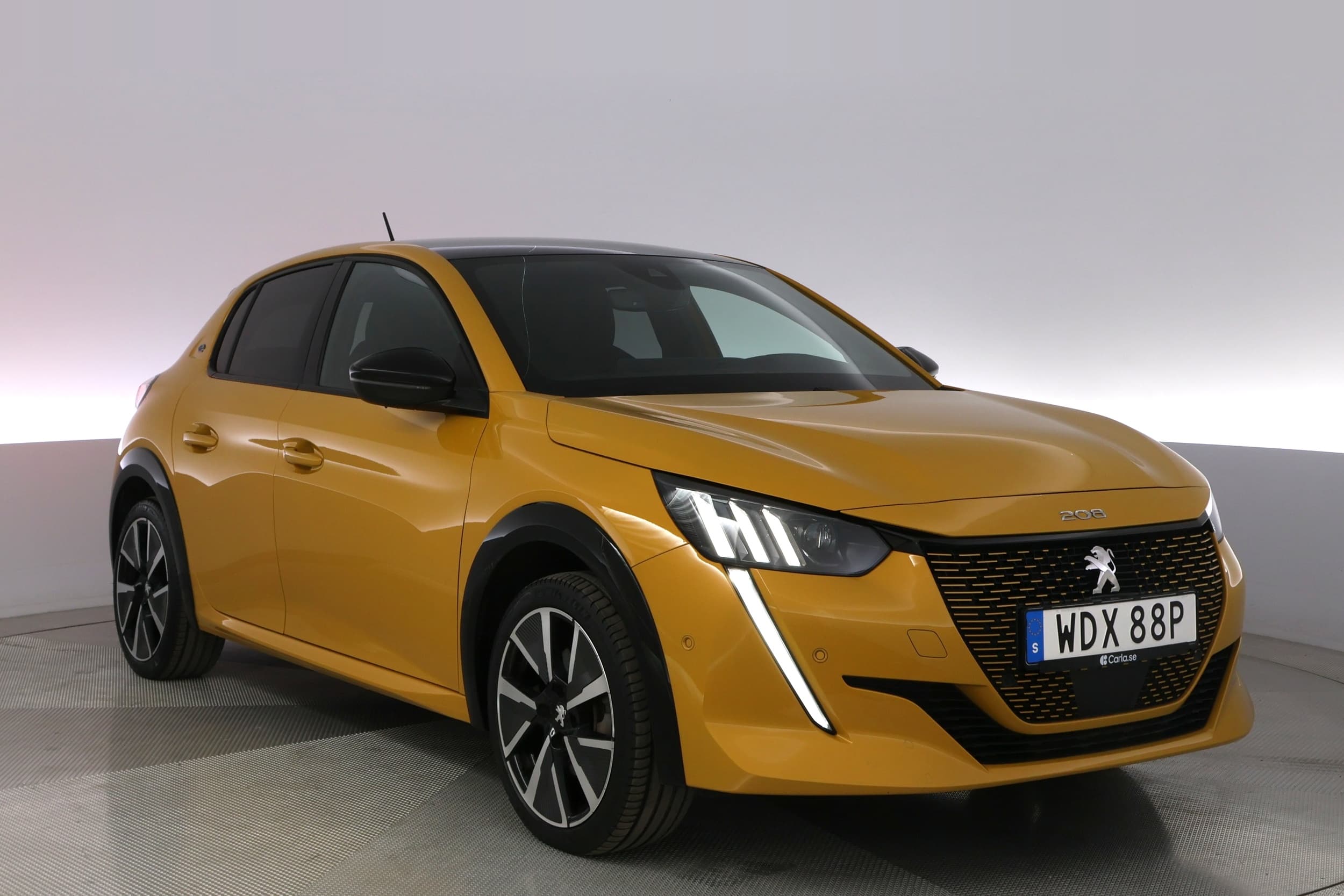 Peugeot e-208