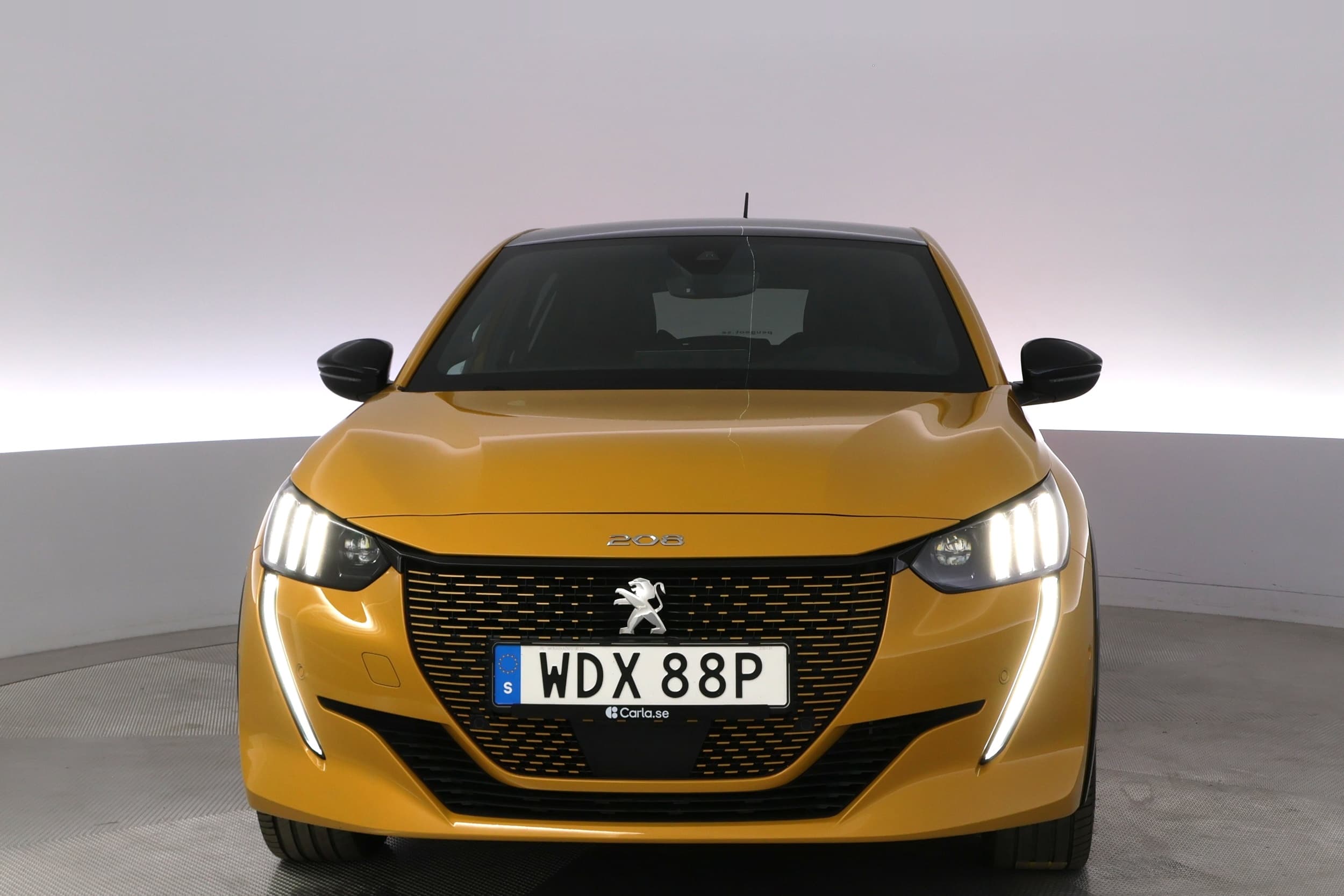 Peugeot e-208