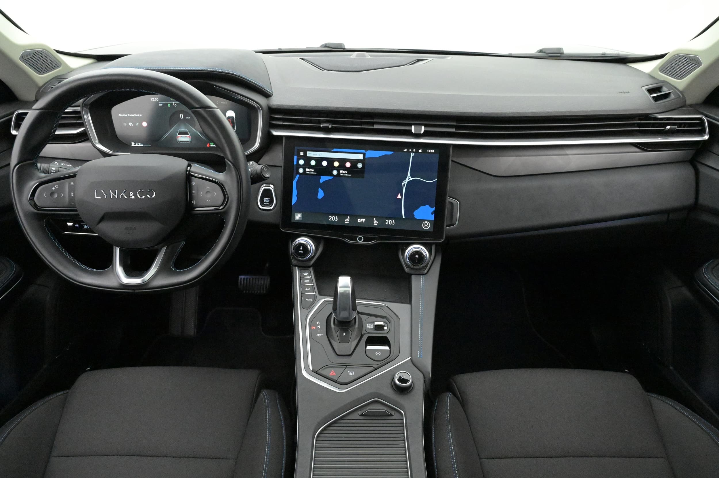 Lynk & Co 01