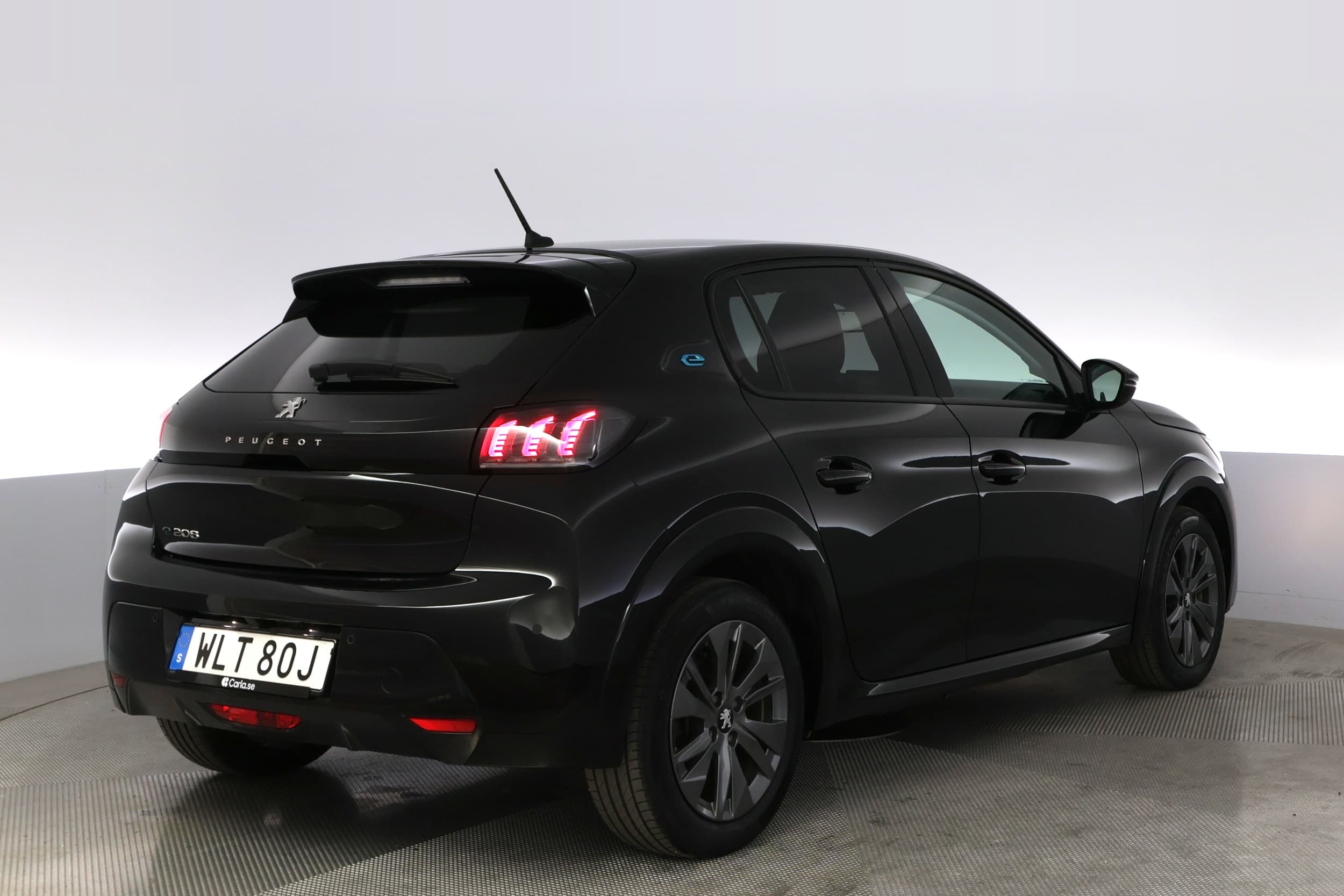 Peugeot e-208