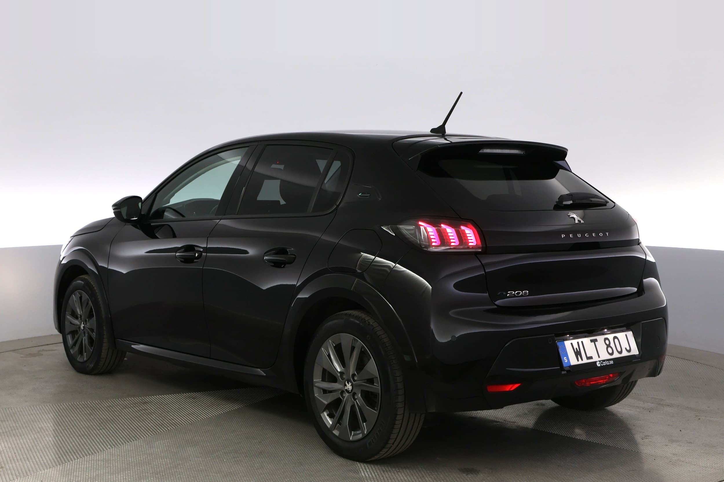 Peugeot e-208