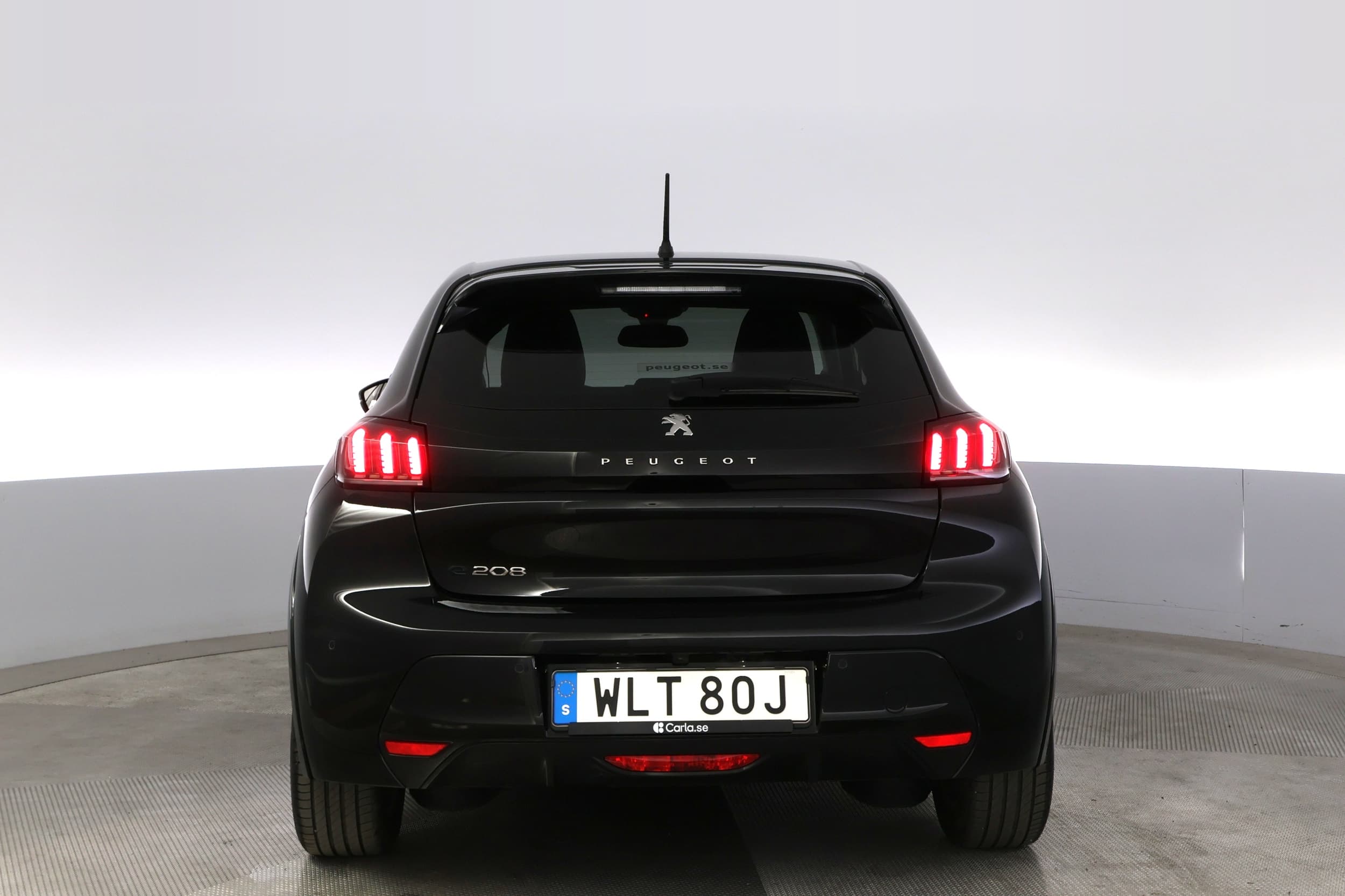 Peugeot e-208