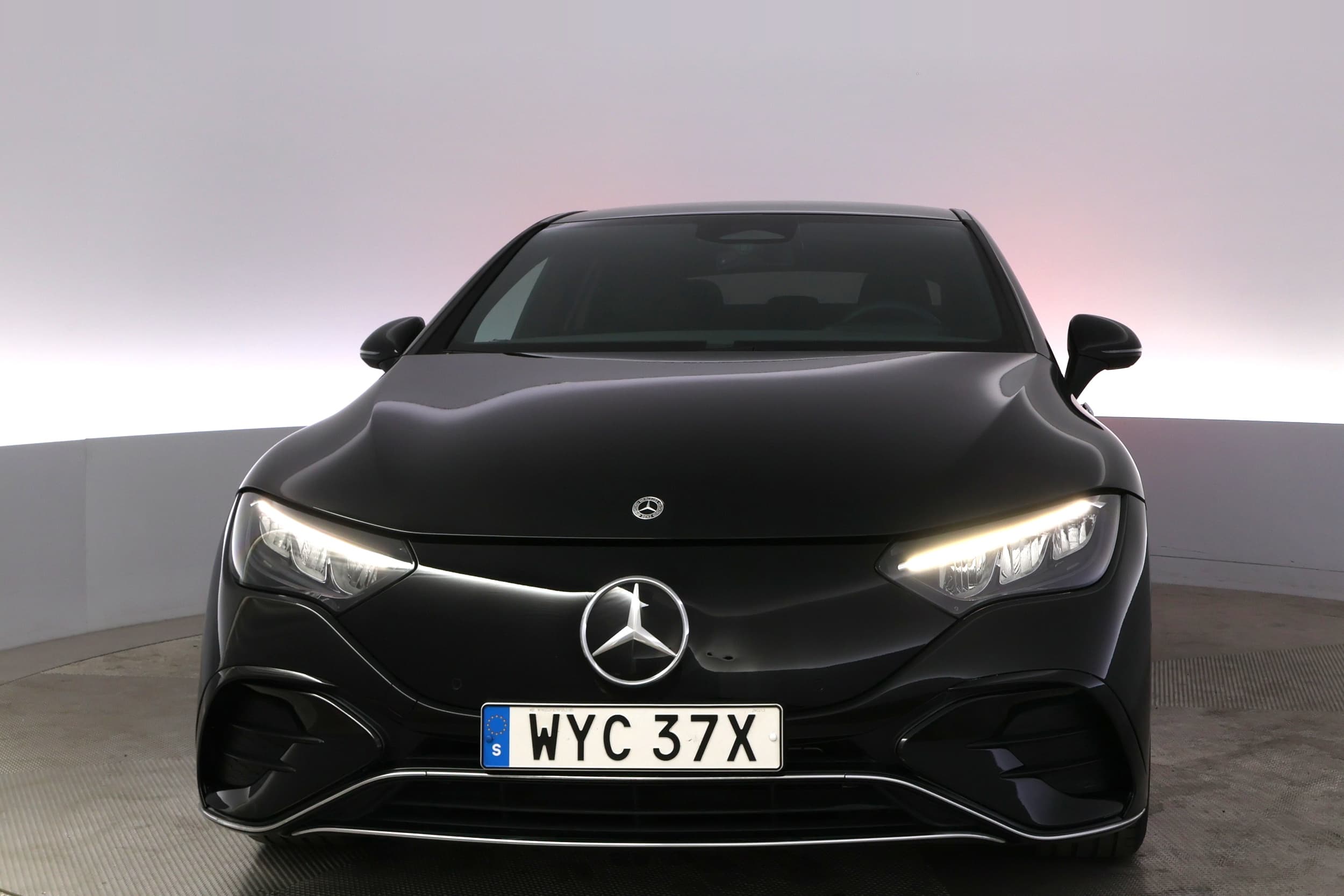 Mercedes-Benz EQE