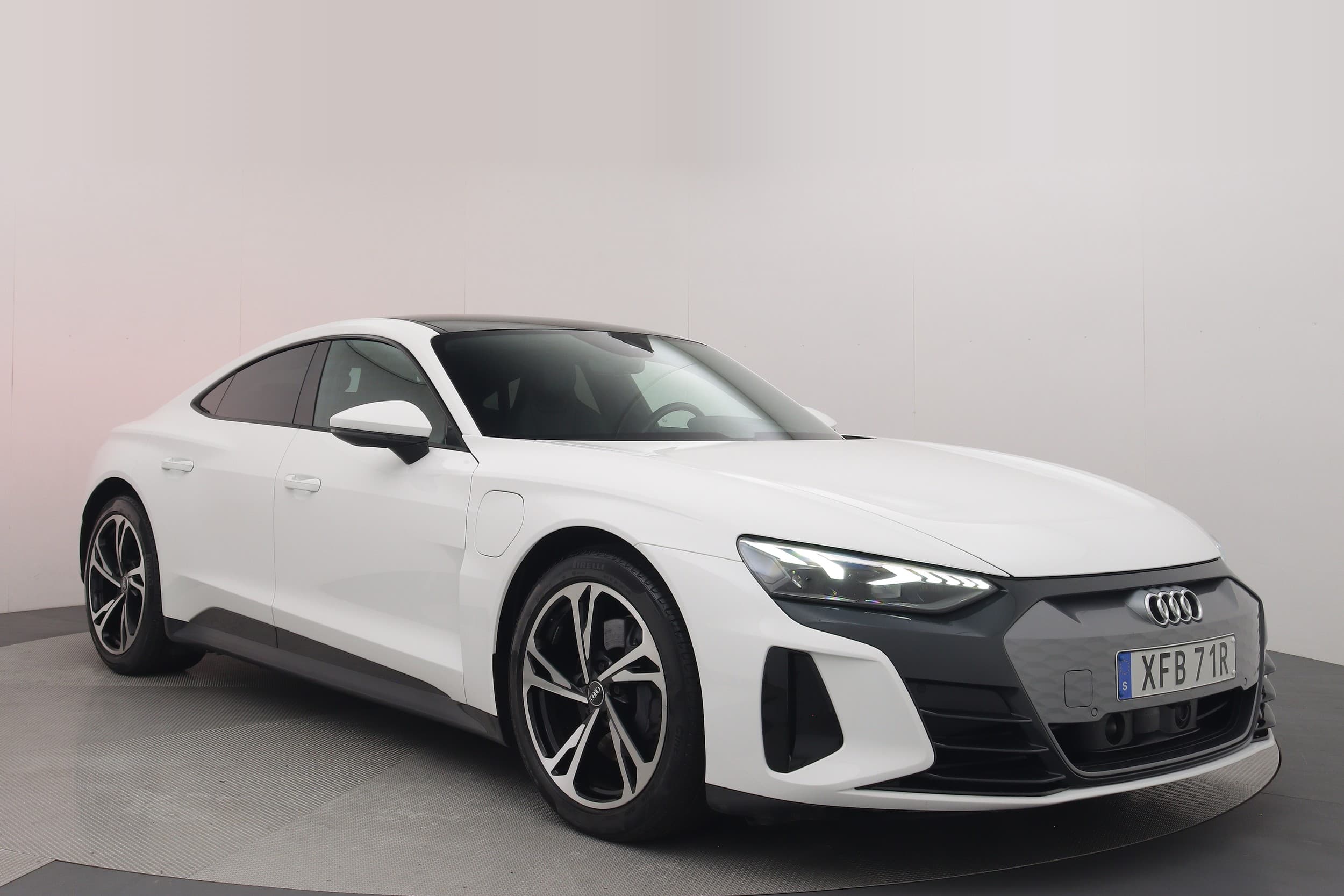 Audi e-tron