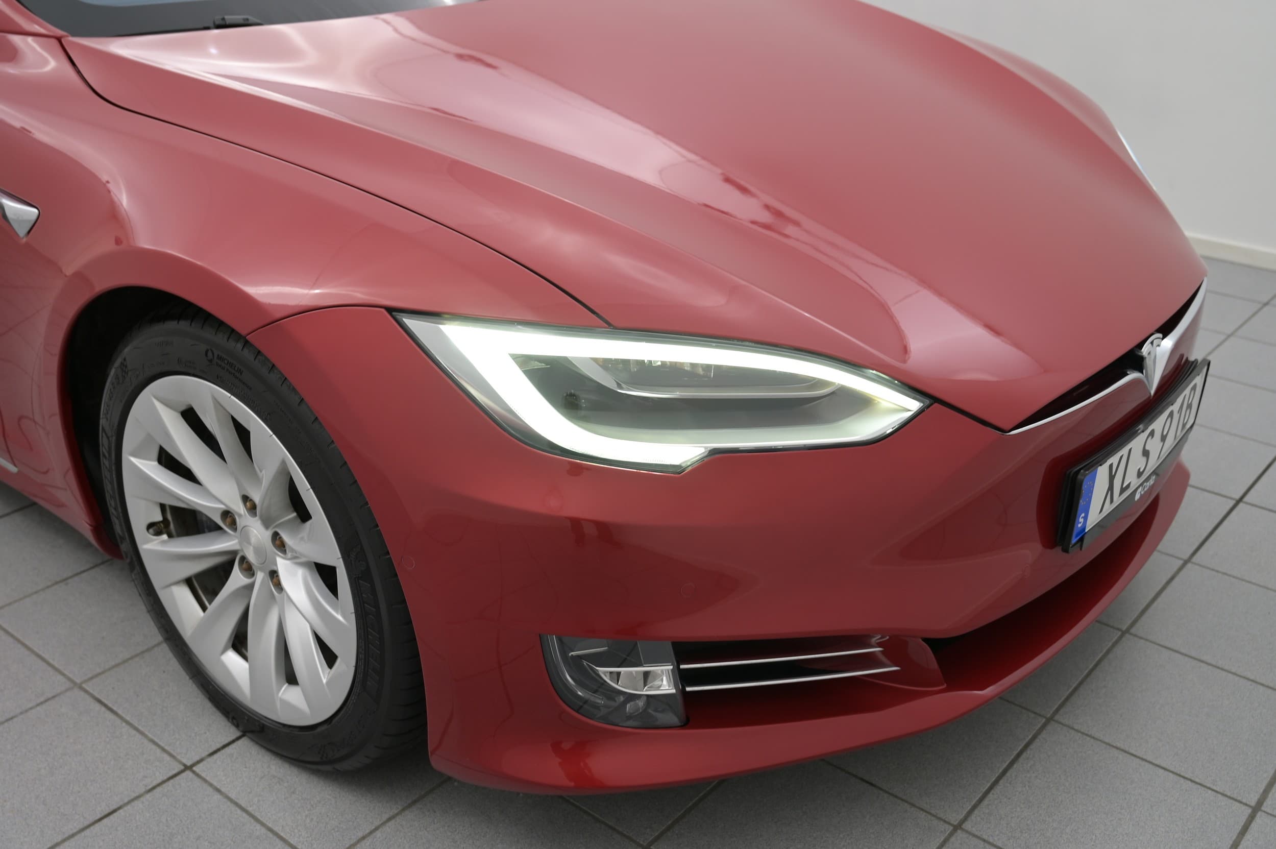 Tesla Model S
