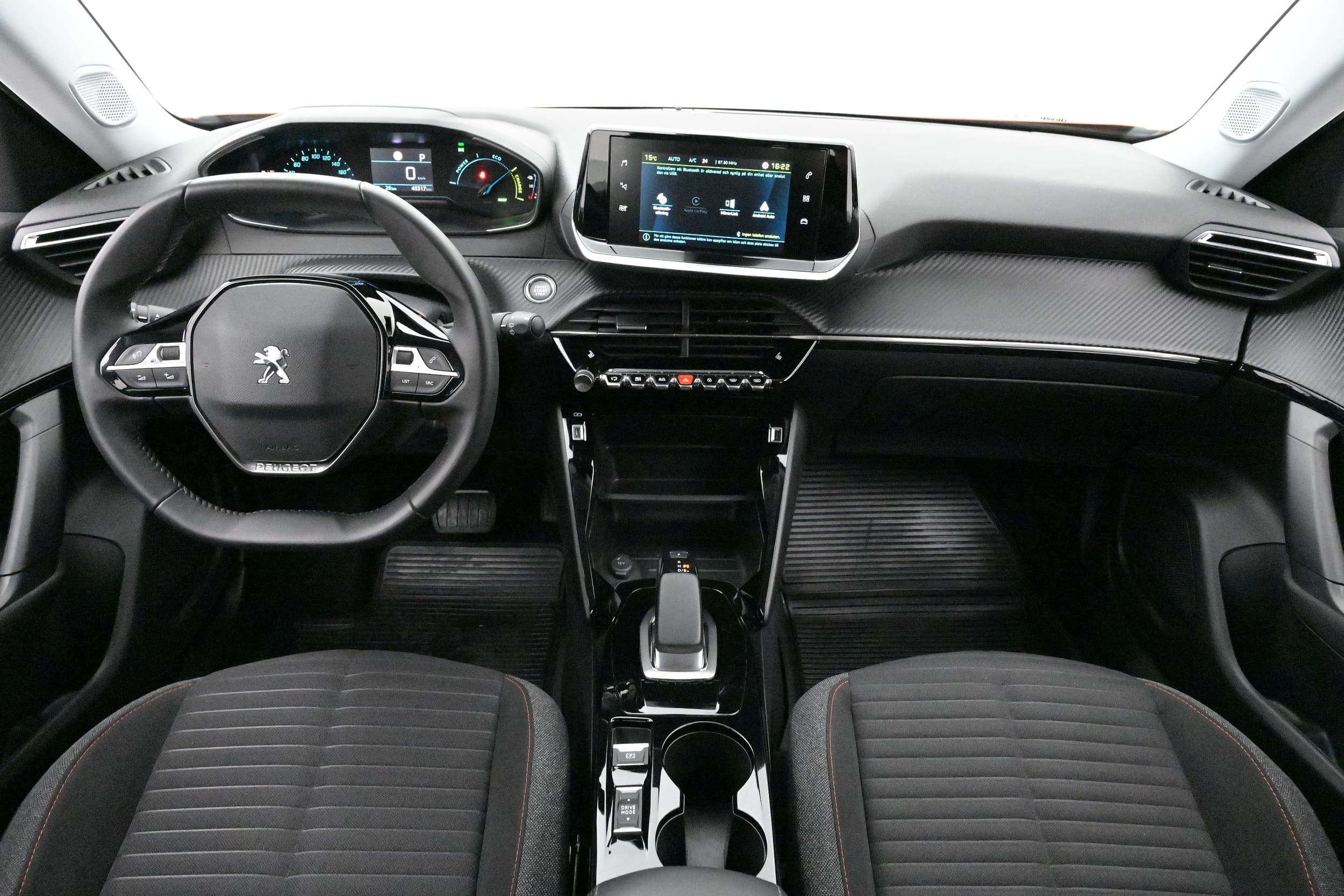 Peugeot e-2008