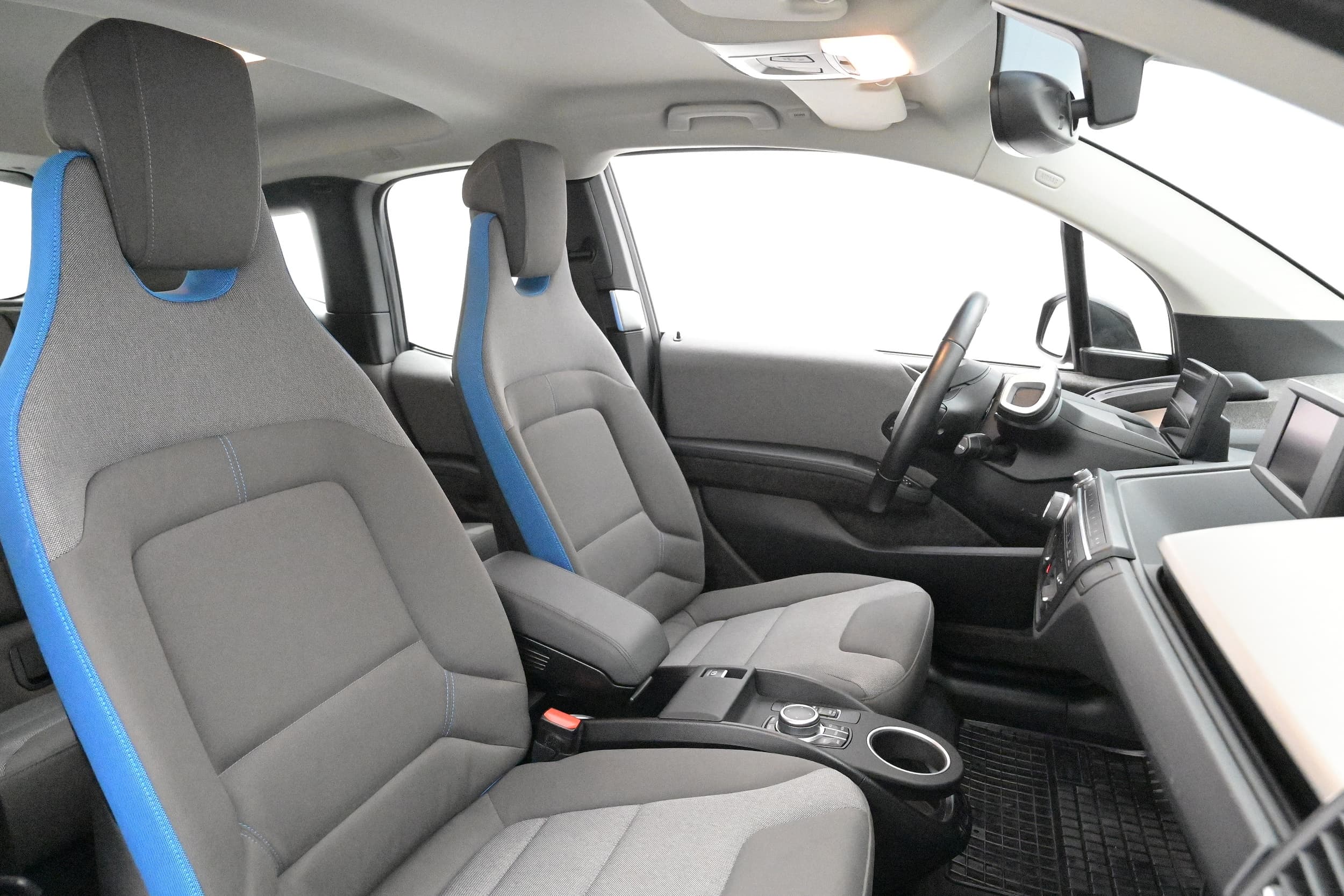 BMW i3s