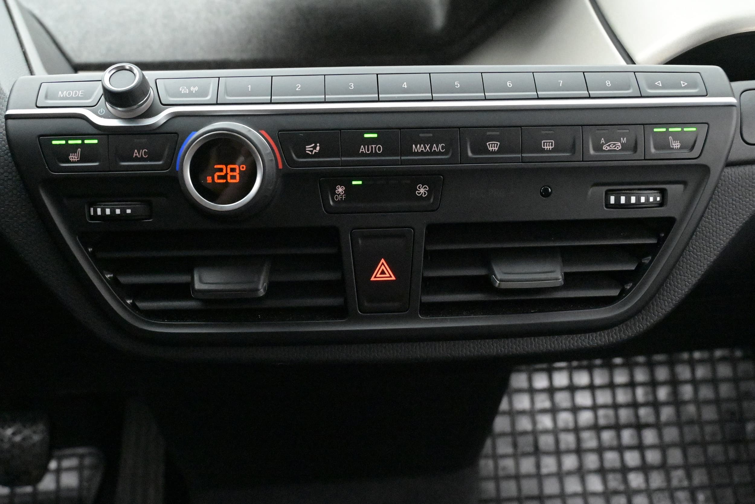 BMW i3s