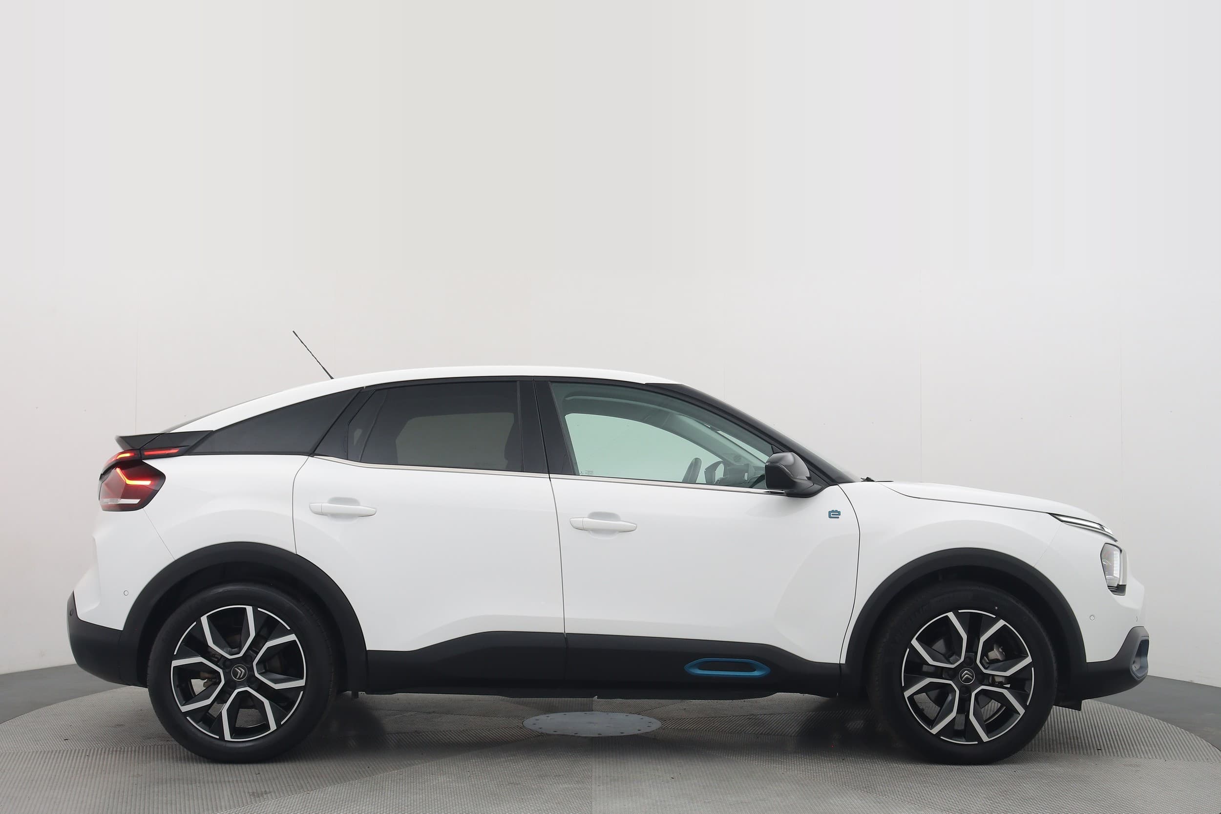 Citroën ë-C4