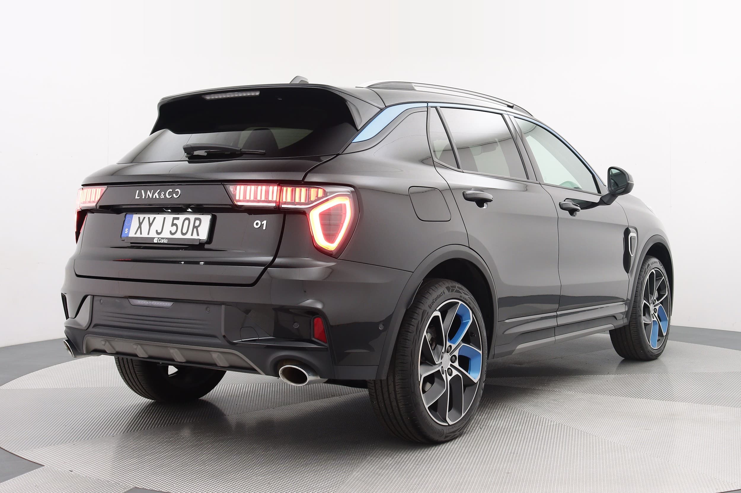 Lynk & Co 01