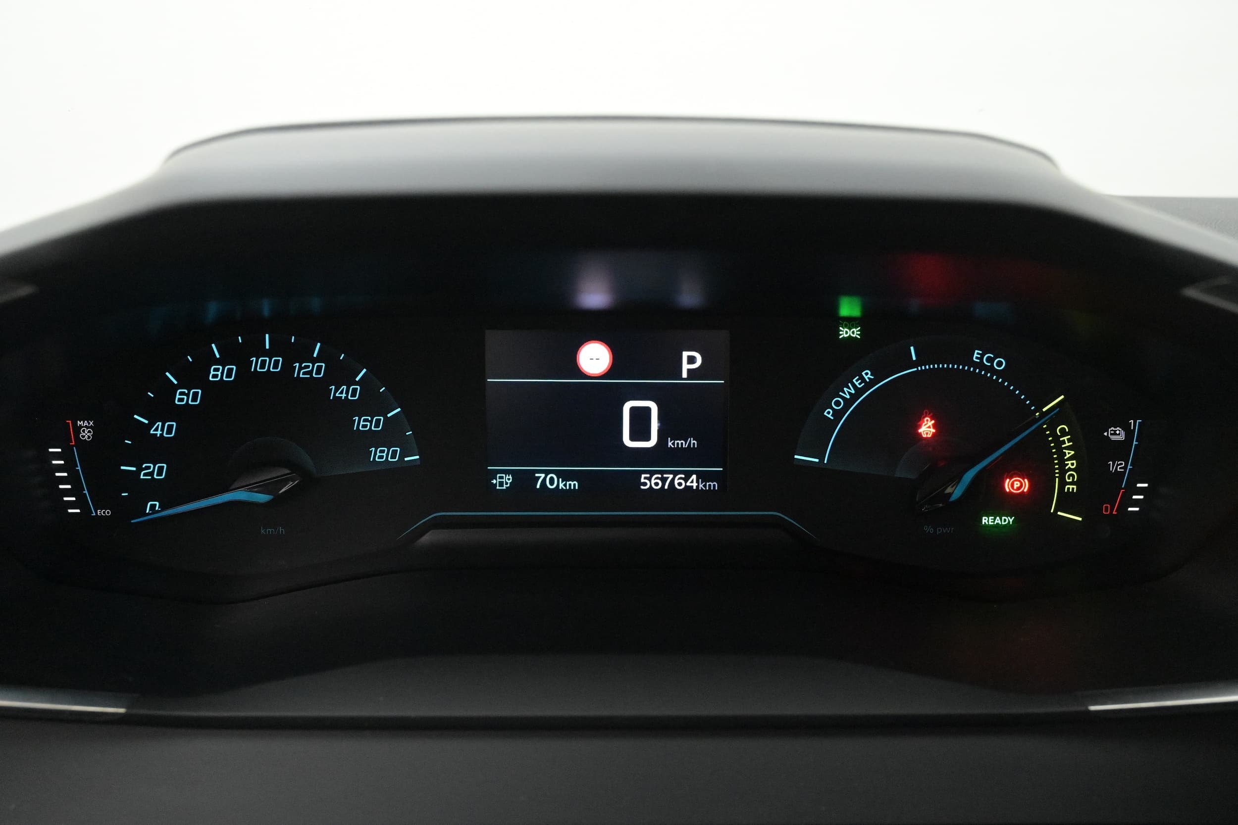 Peugeot e-208