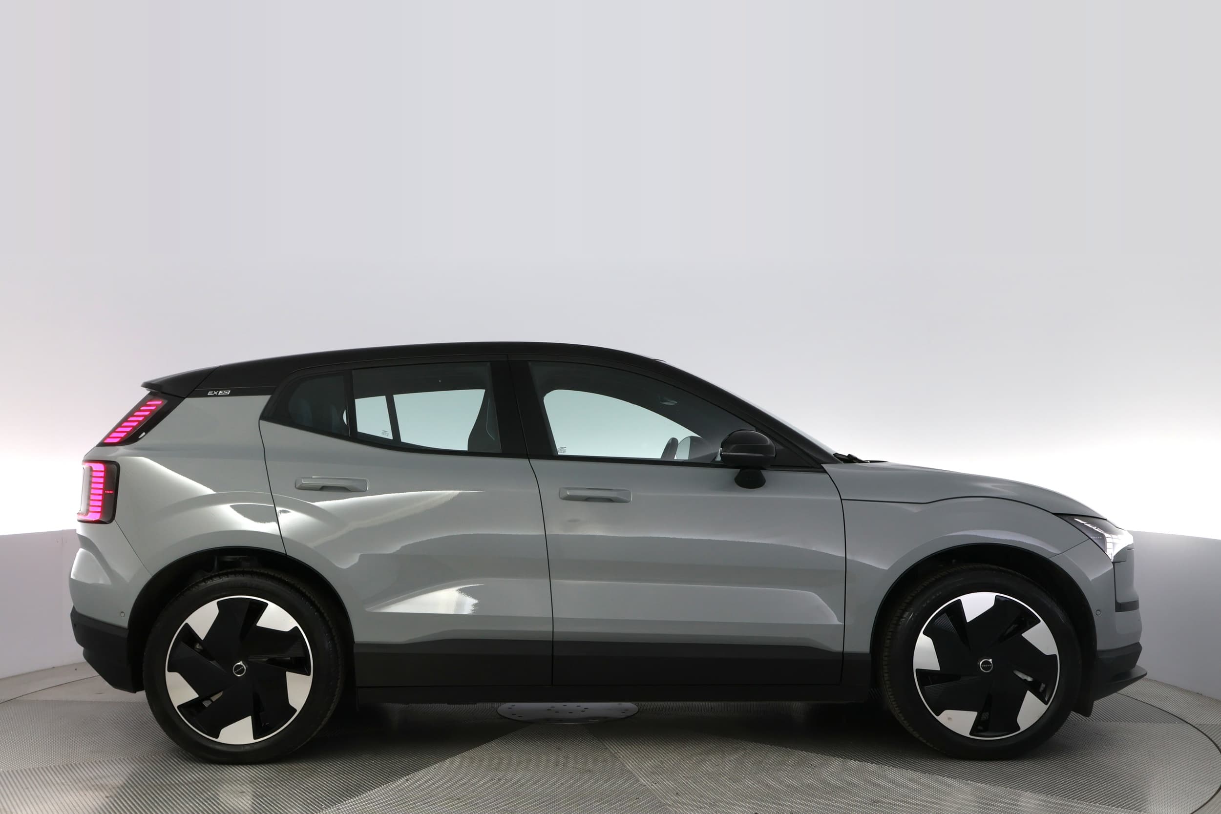 Volvo EX30