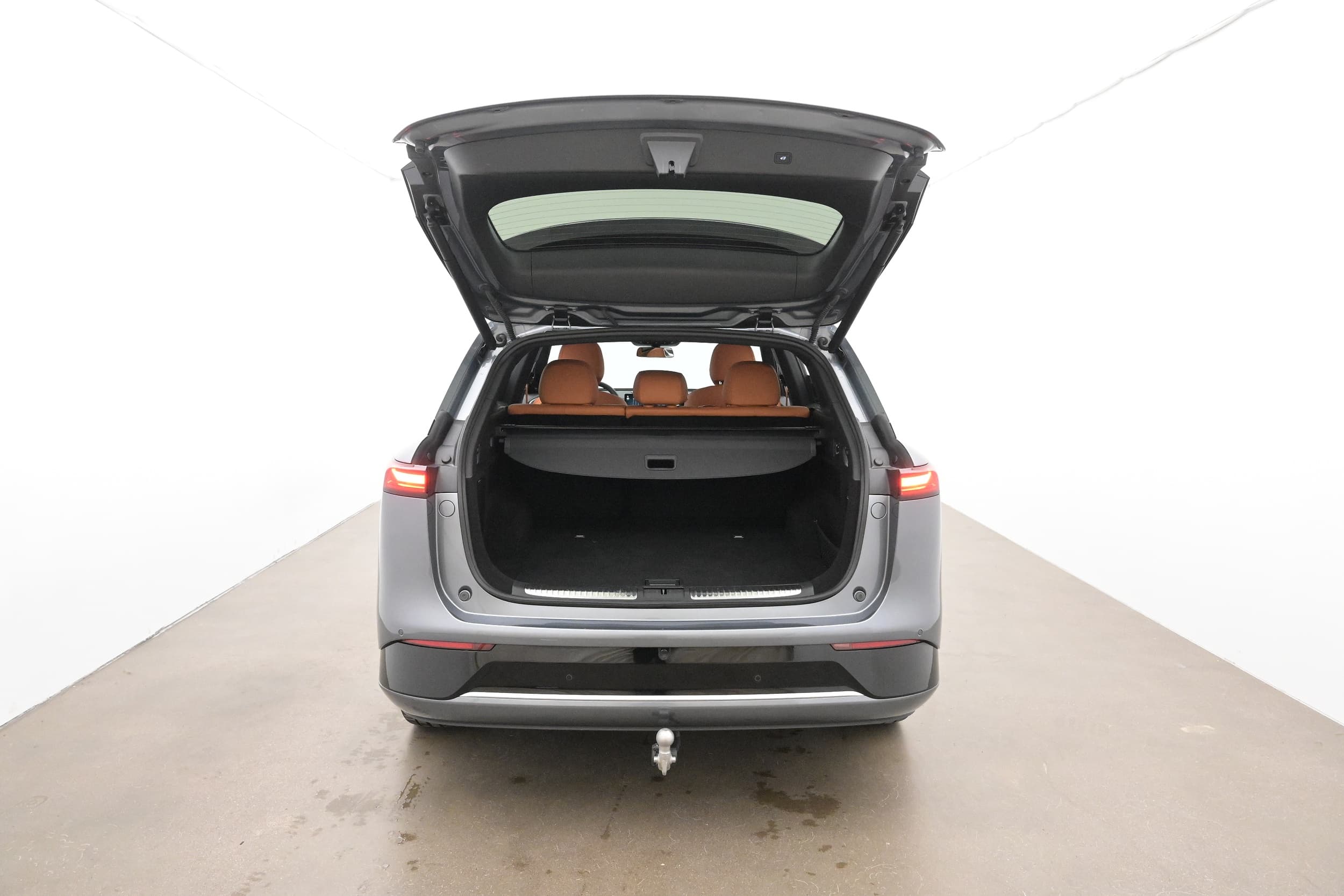 Xpeng G9