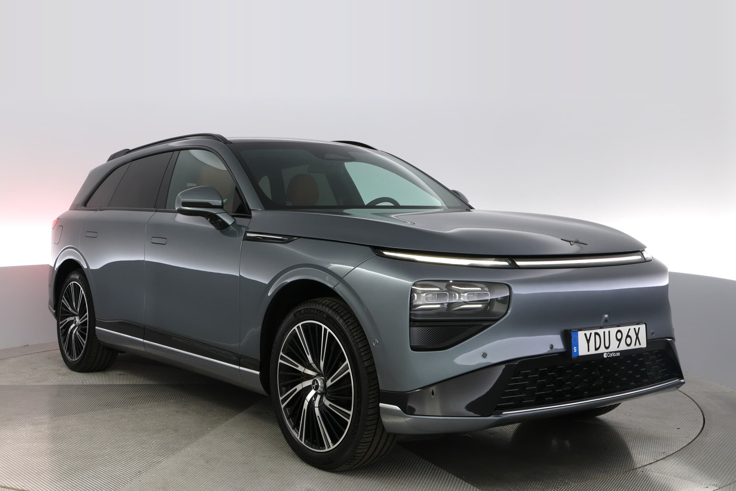 Xpeng G9