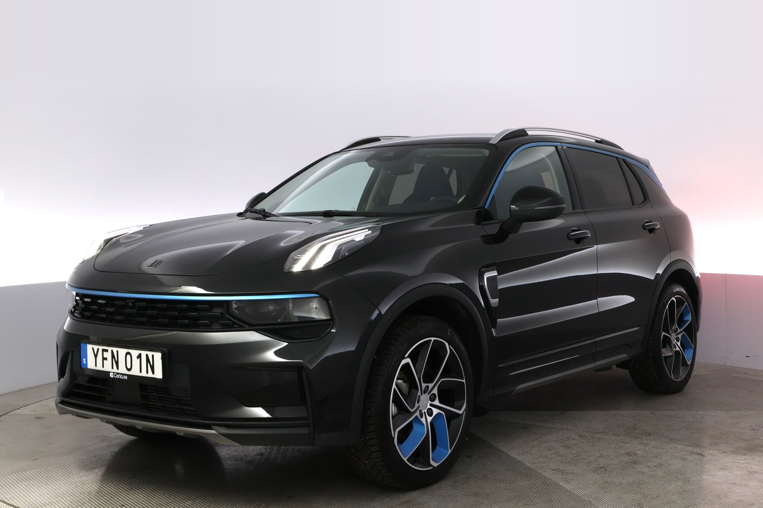 Lynk & Co 01