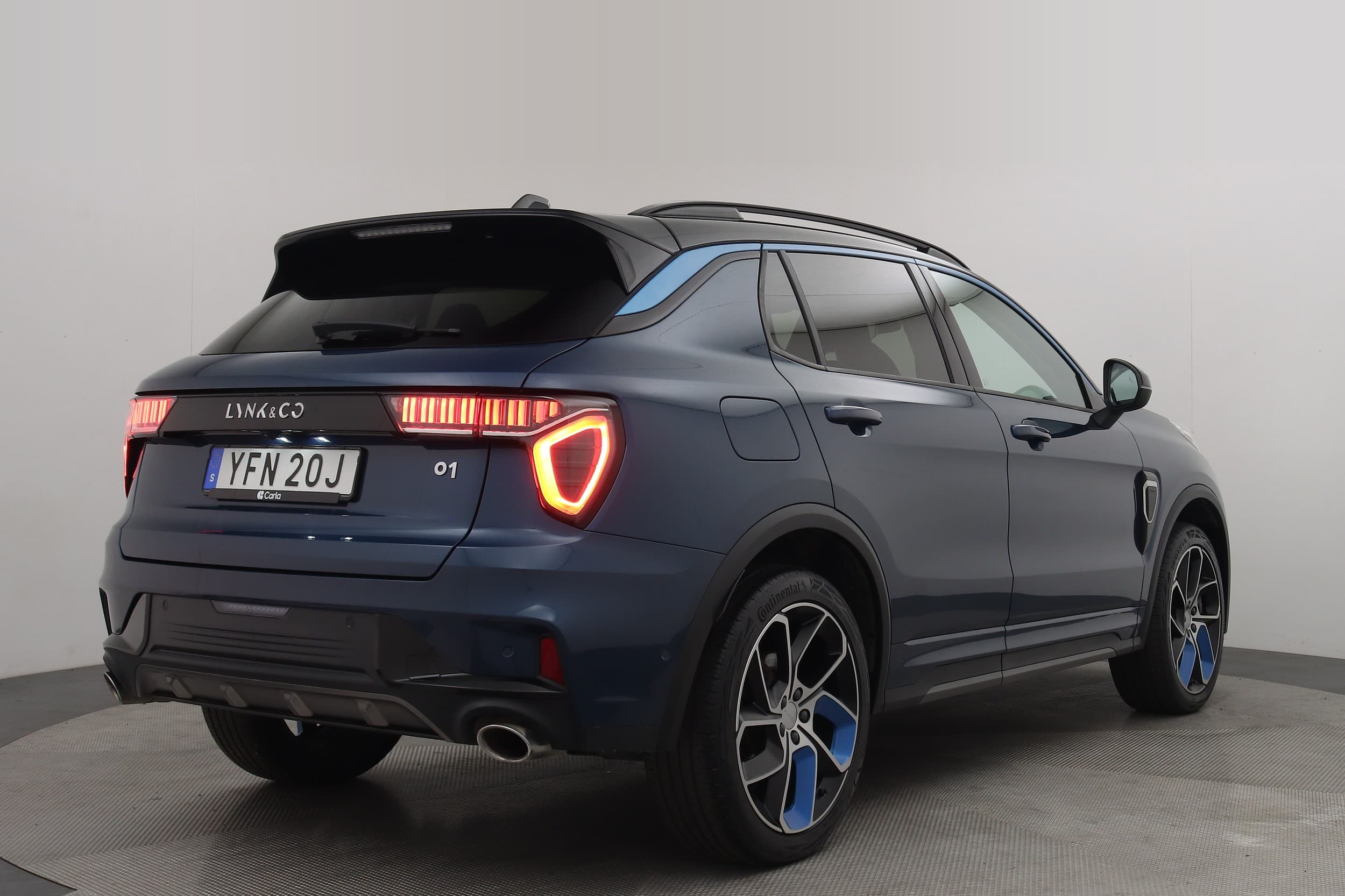 Lynk & Co 01