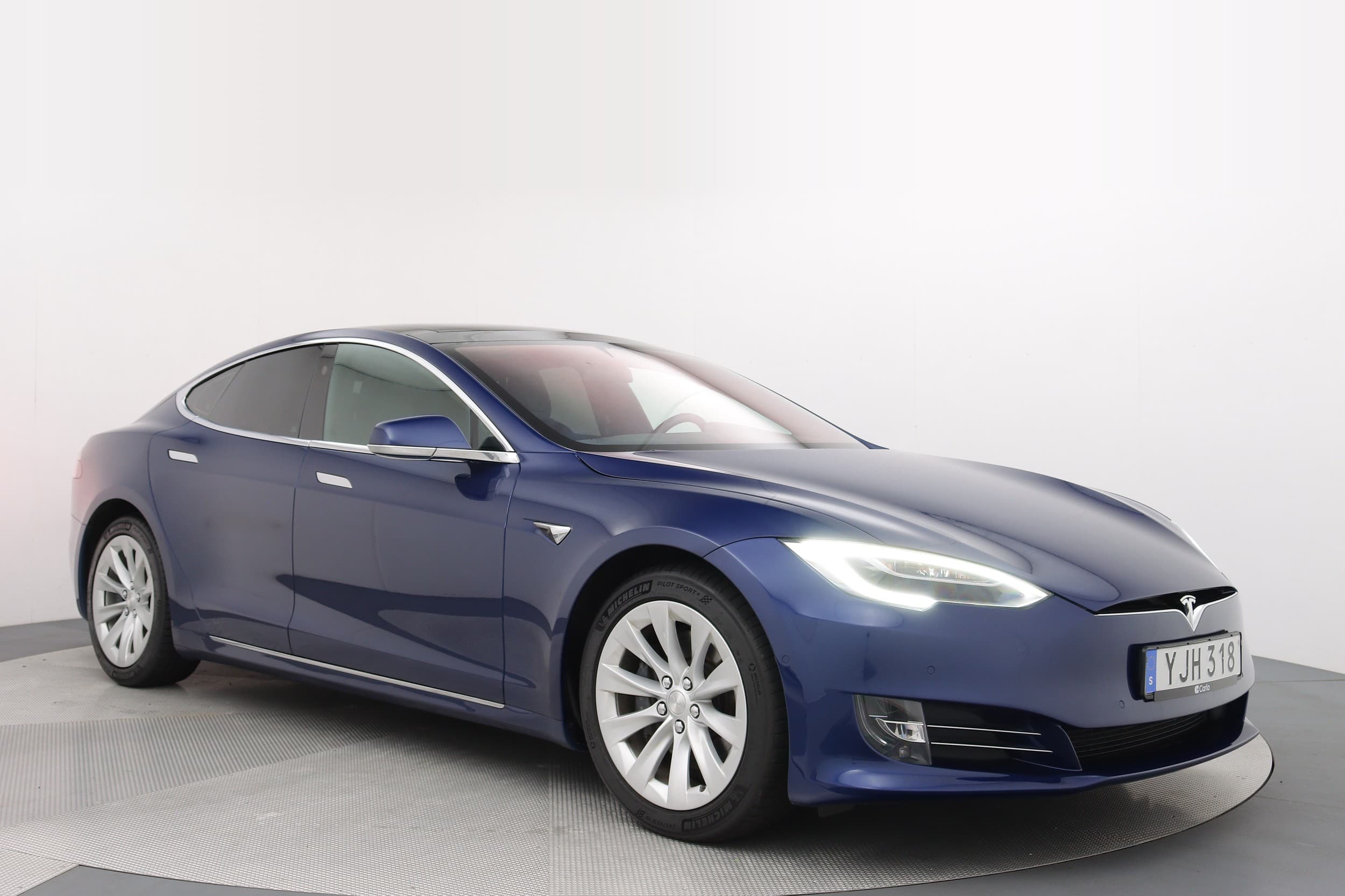 Tesla Model S