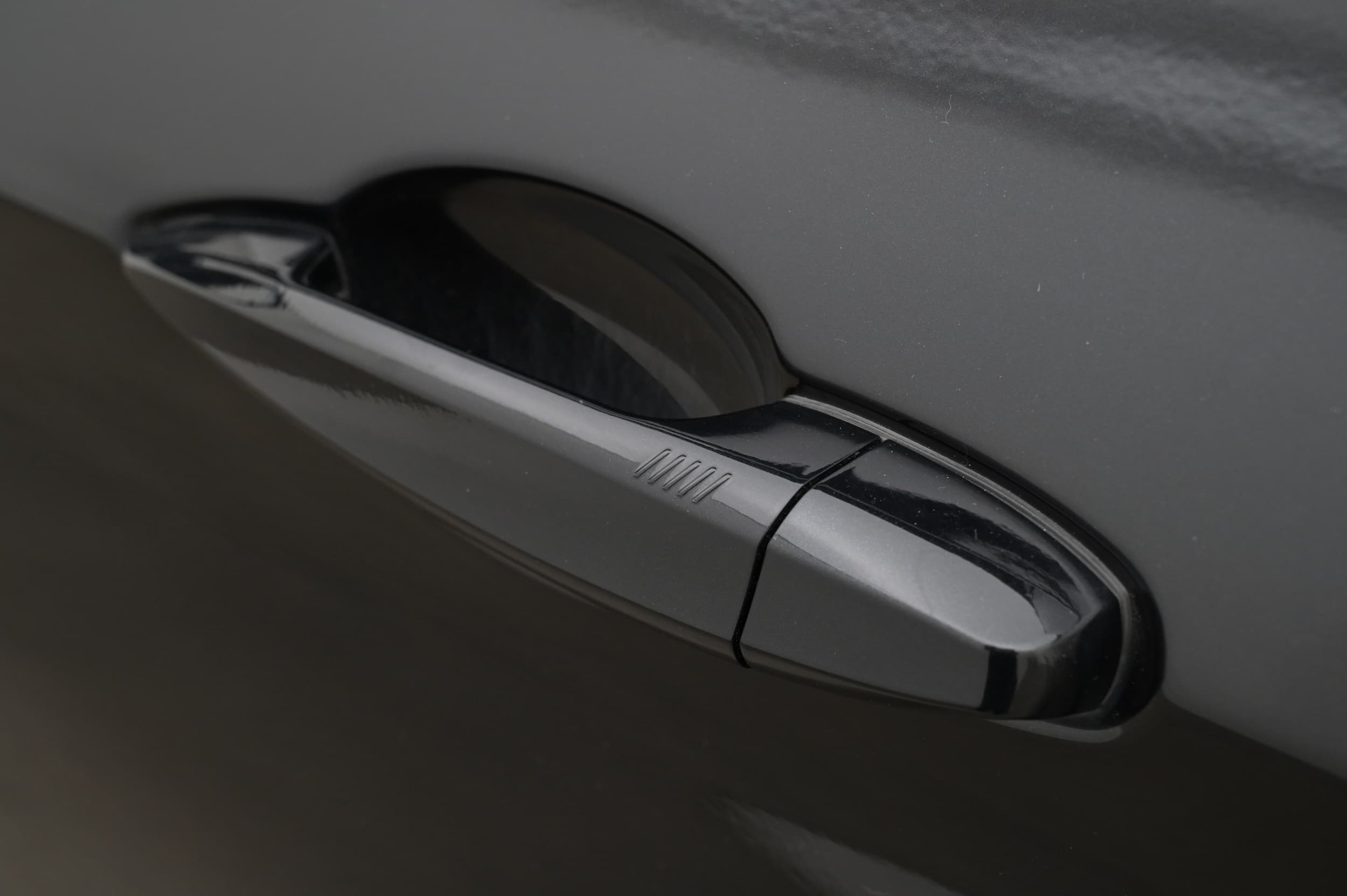 Keyless Entry & Start med Soft-close dörrstängning