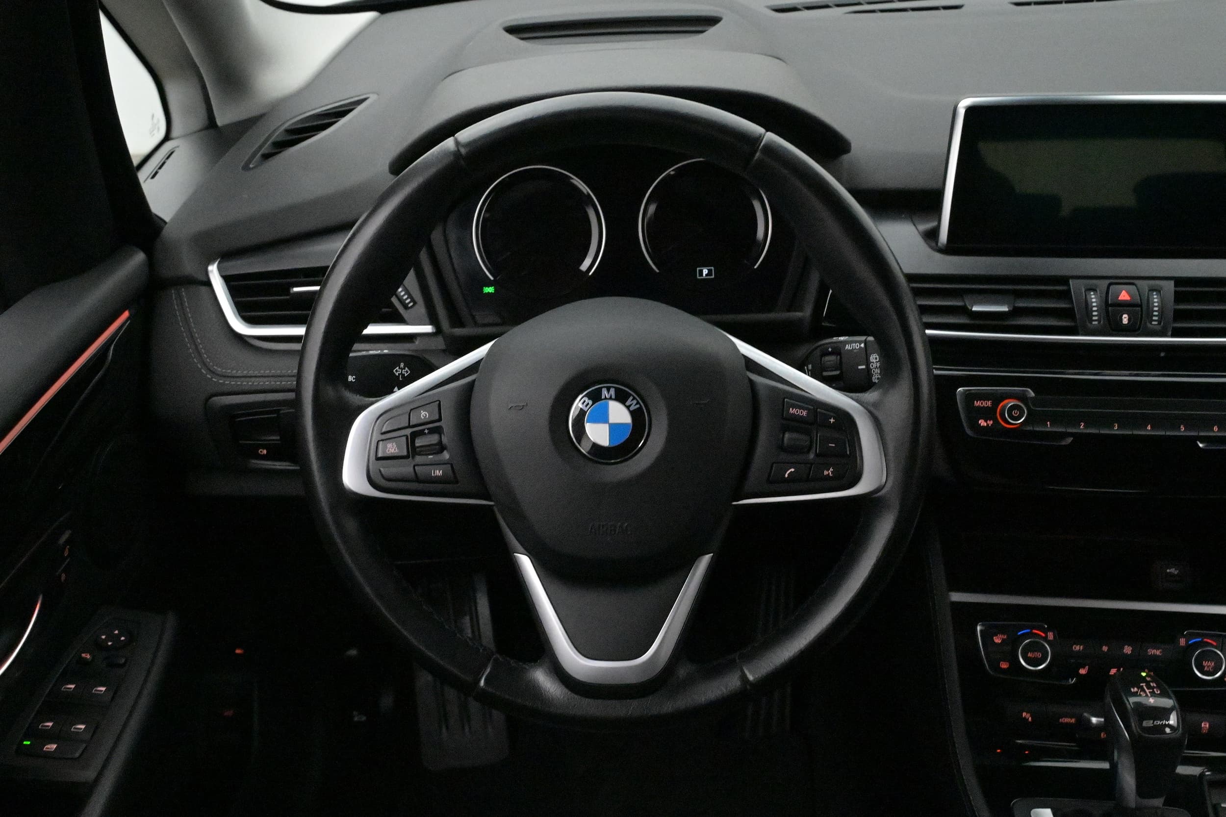 BMW 225xe