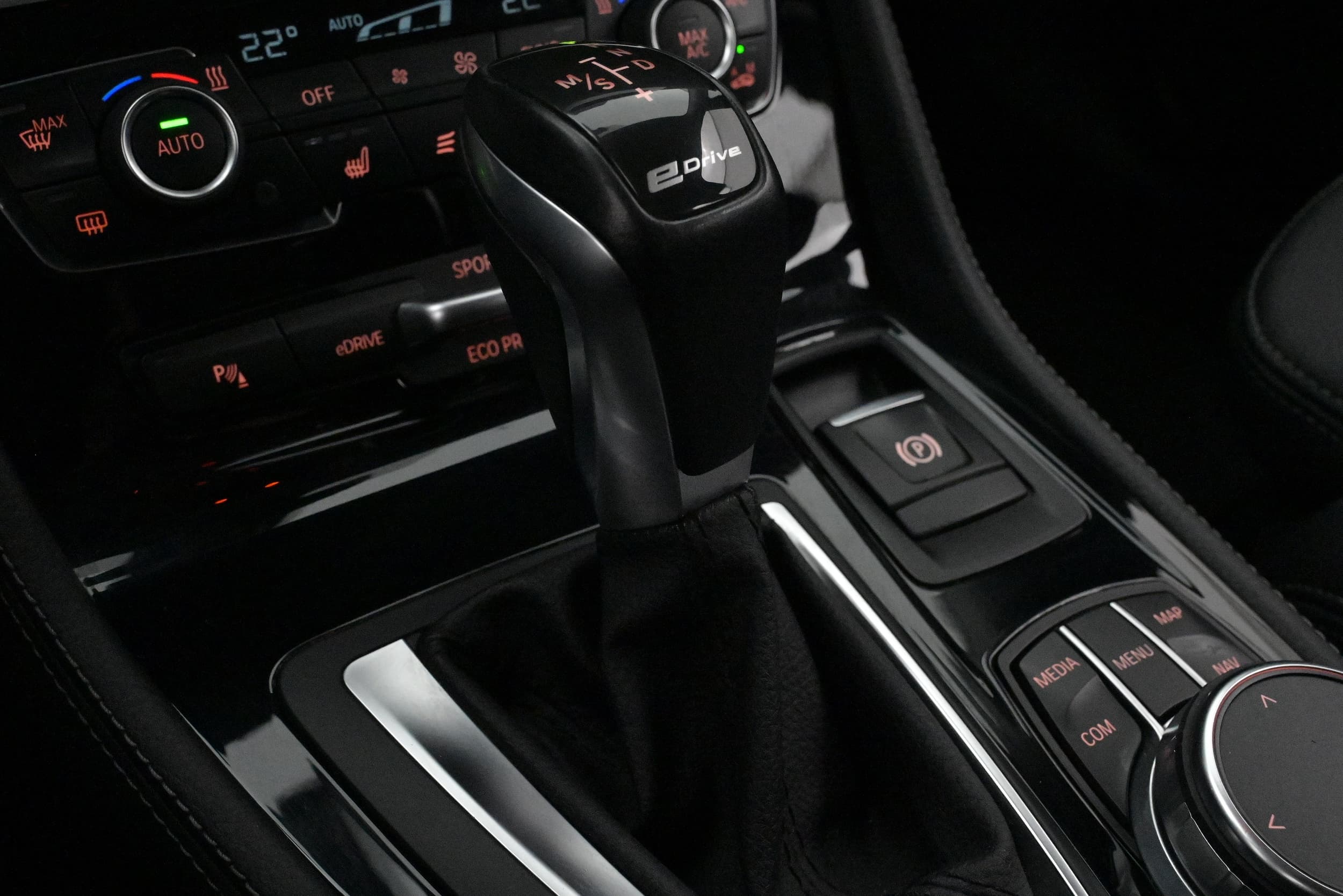 BMW 225xe
