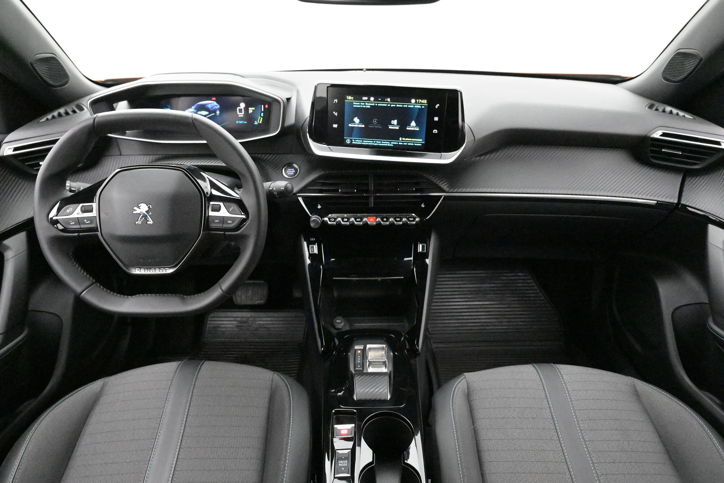 Peugeot e-2008