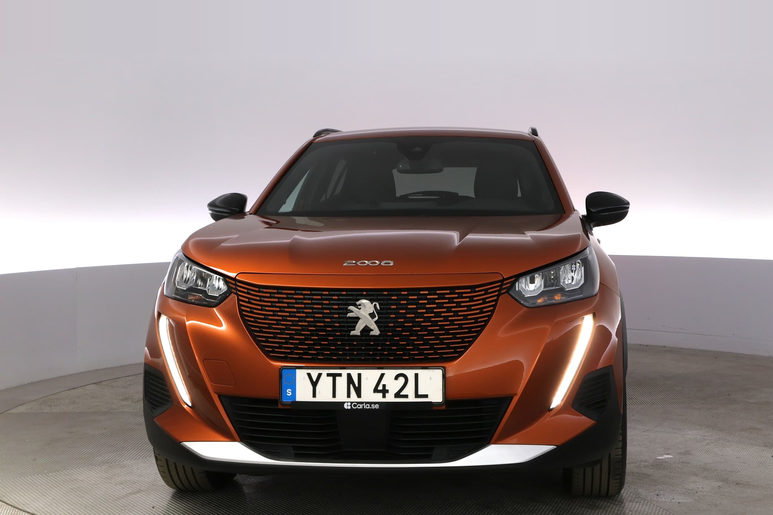 Peugeot e-2008