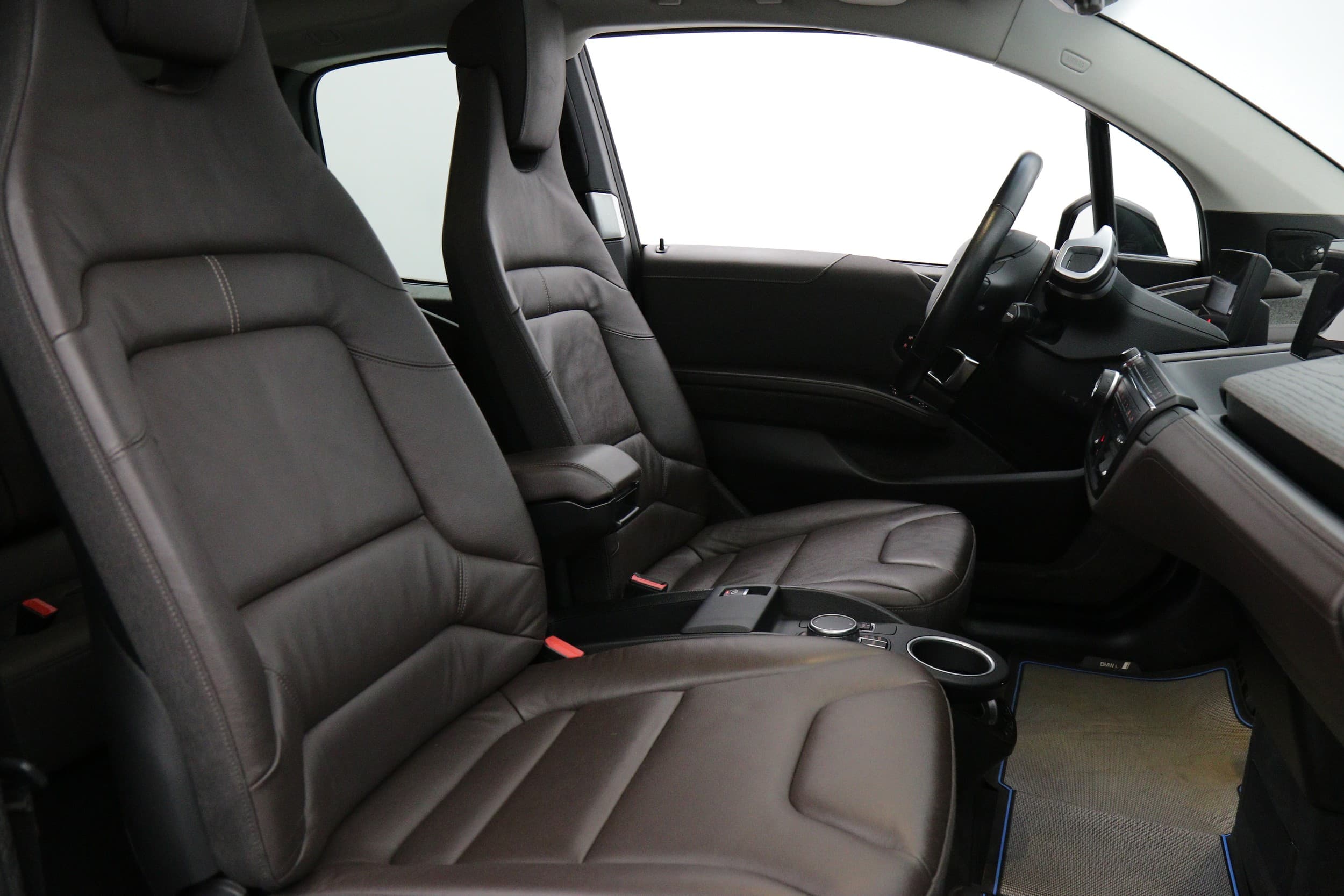BMW i3s