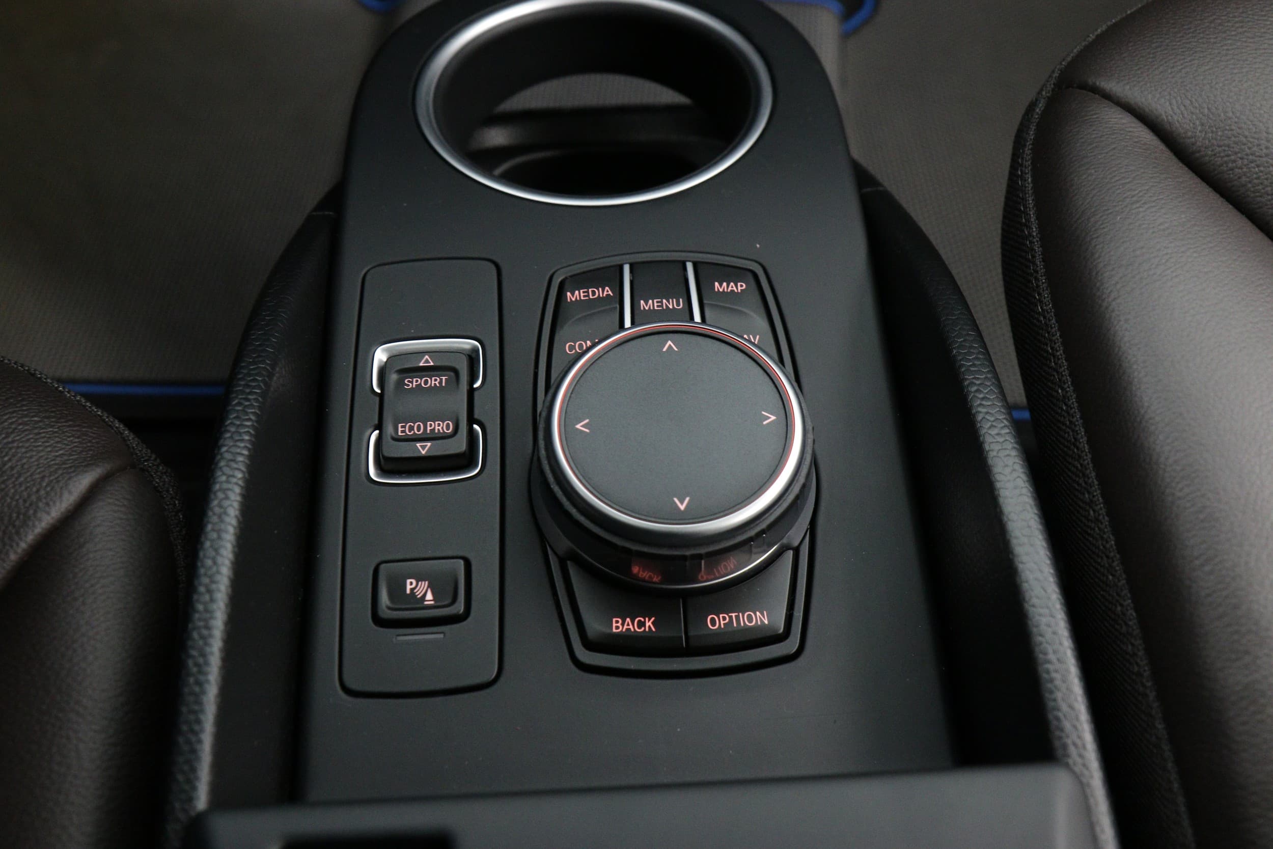 BMW i3s