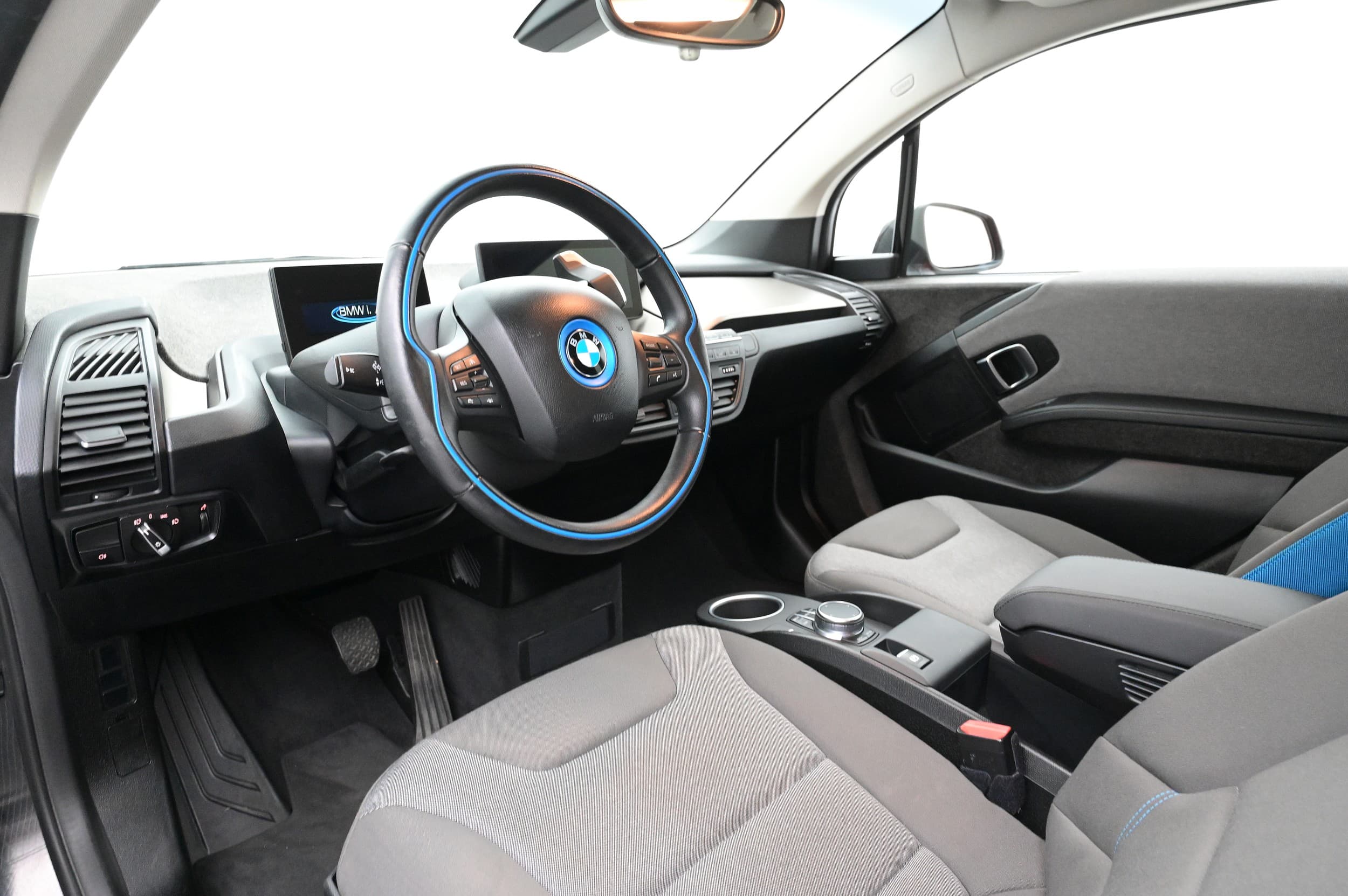 BMW i3s