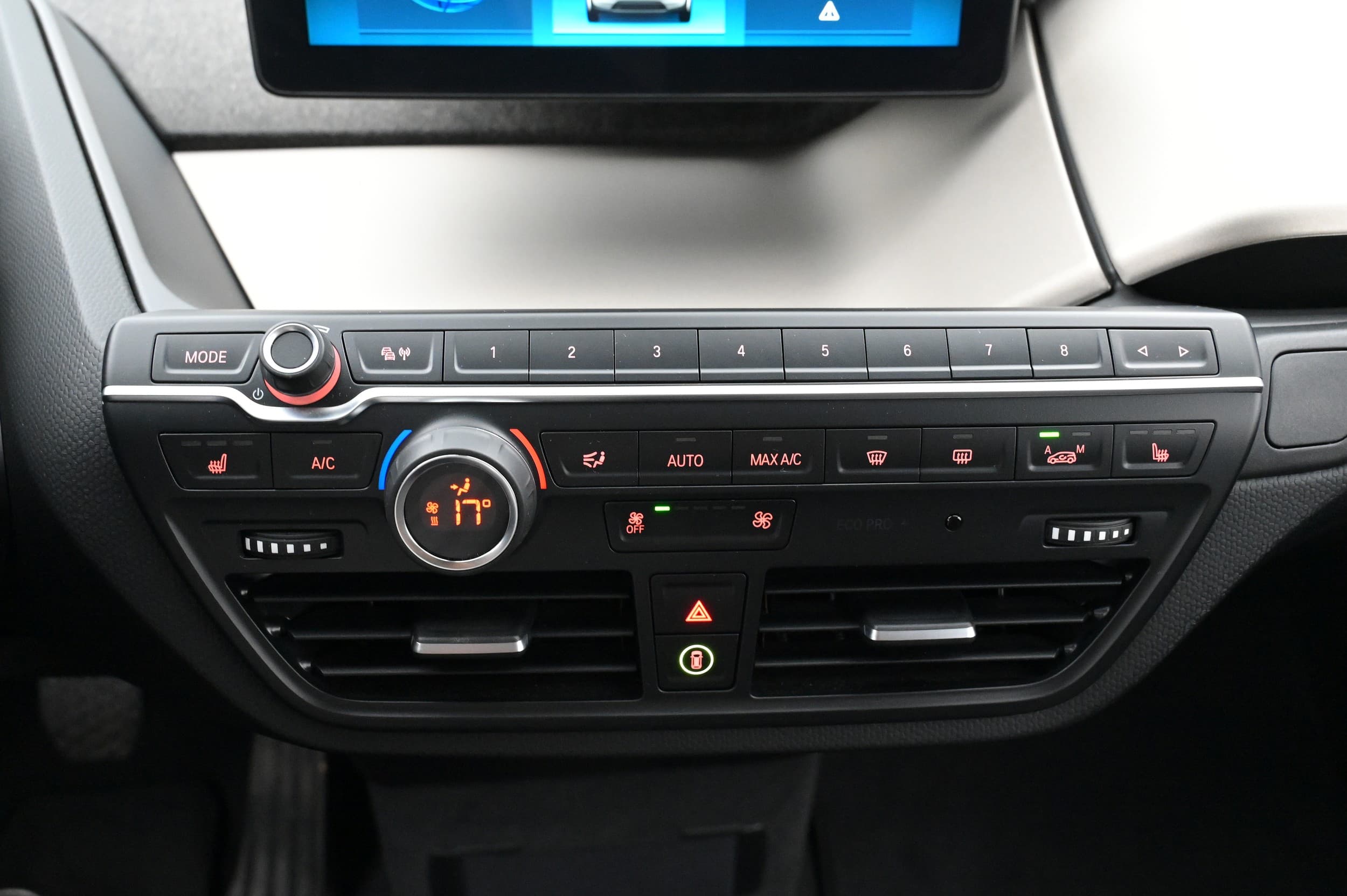 BMW i3s
