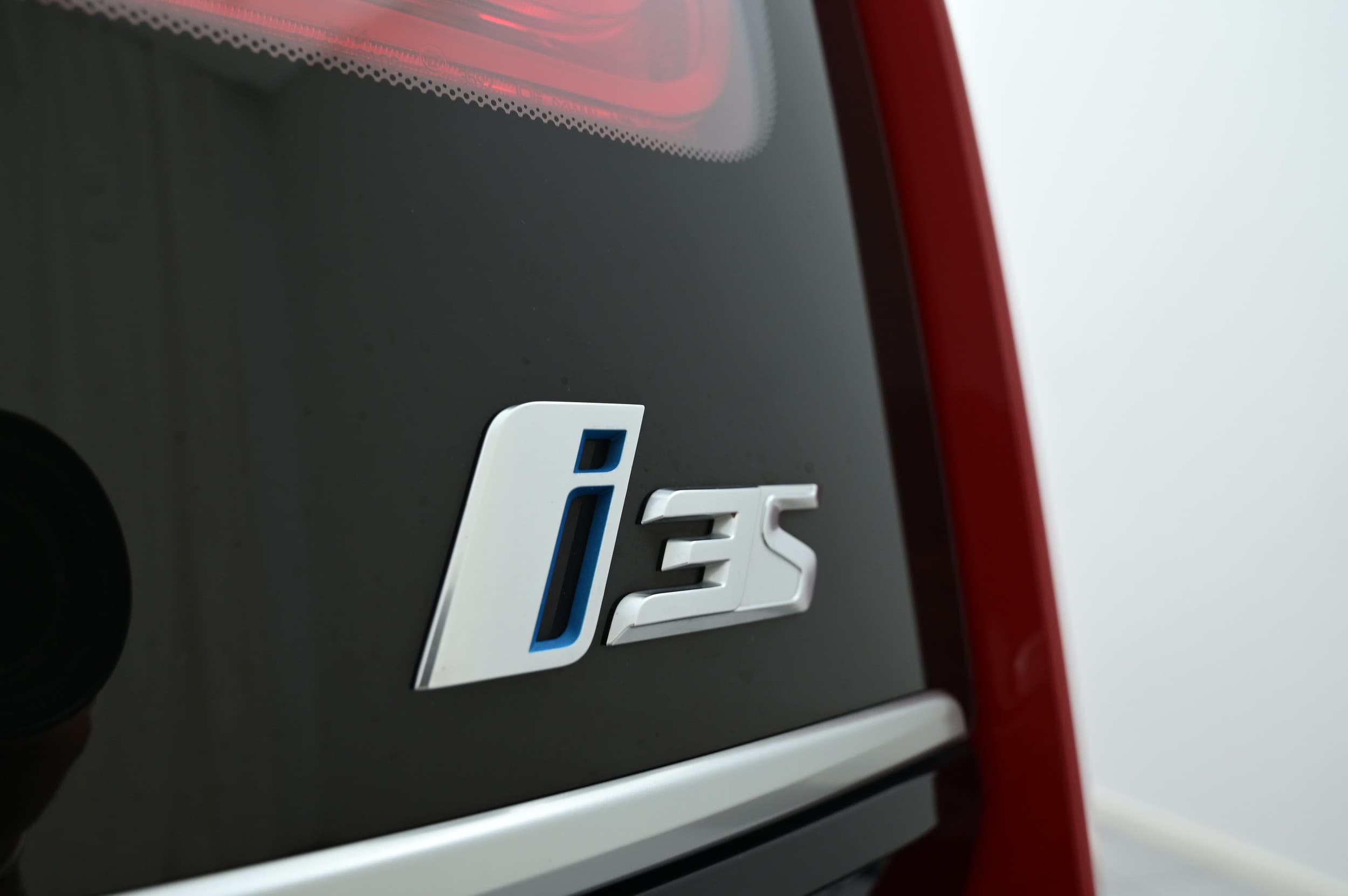 BMW i3s