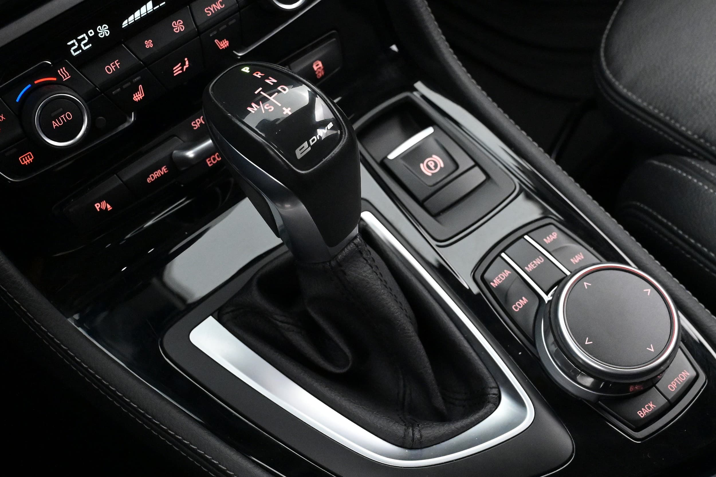 BMW 225xe