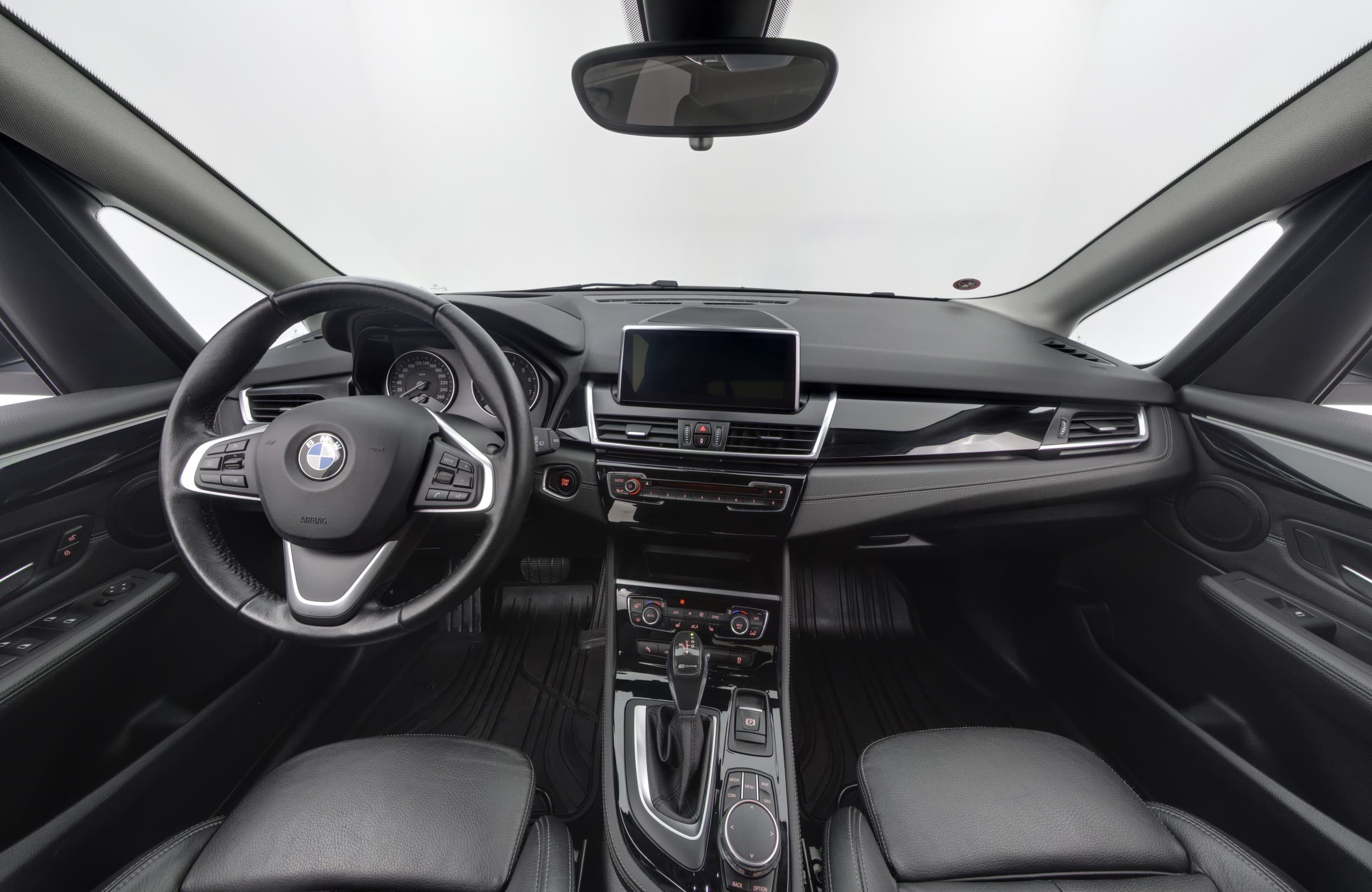 BMW 225xe