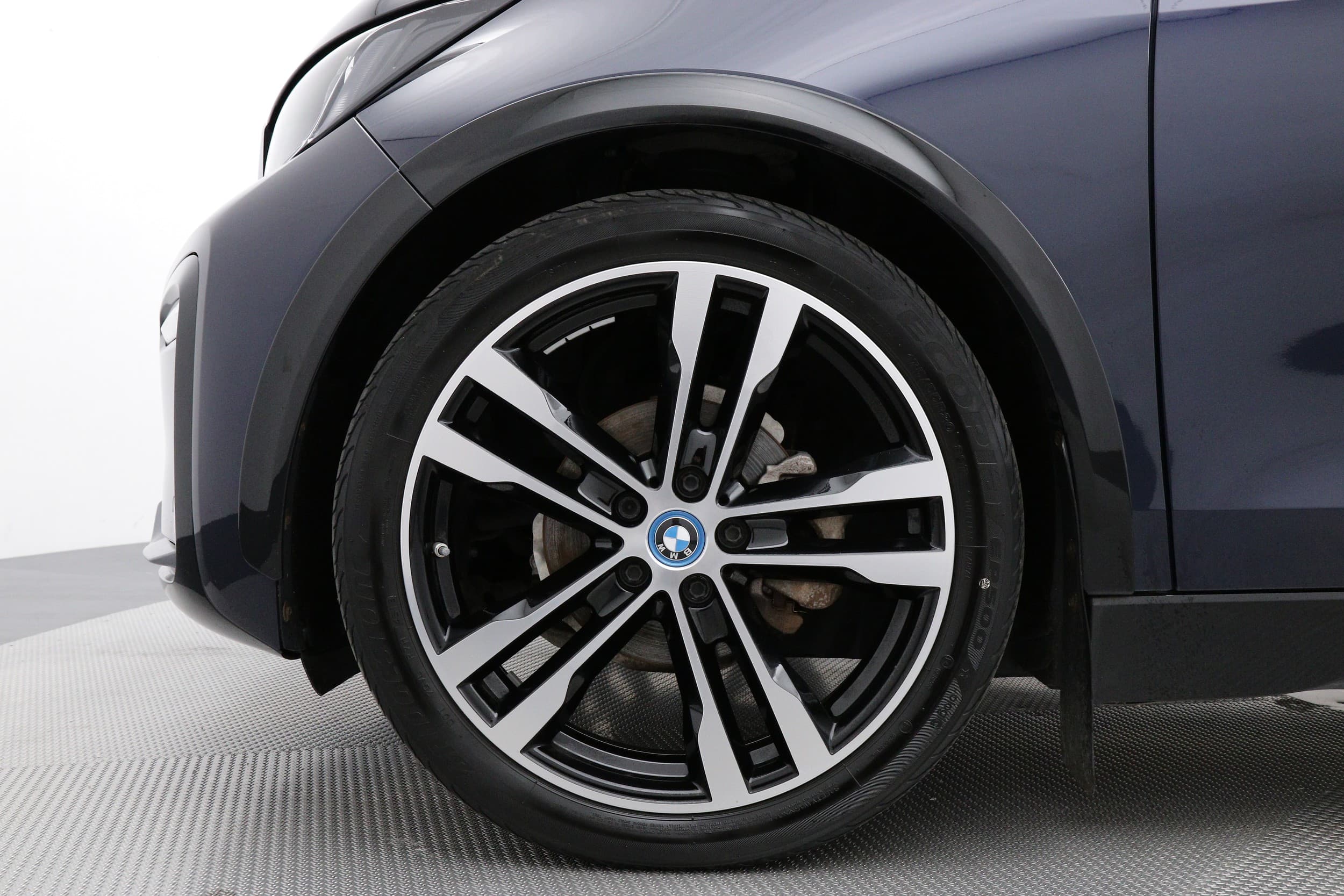 BMW i3s