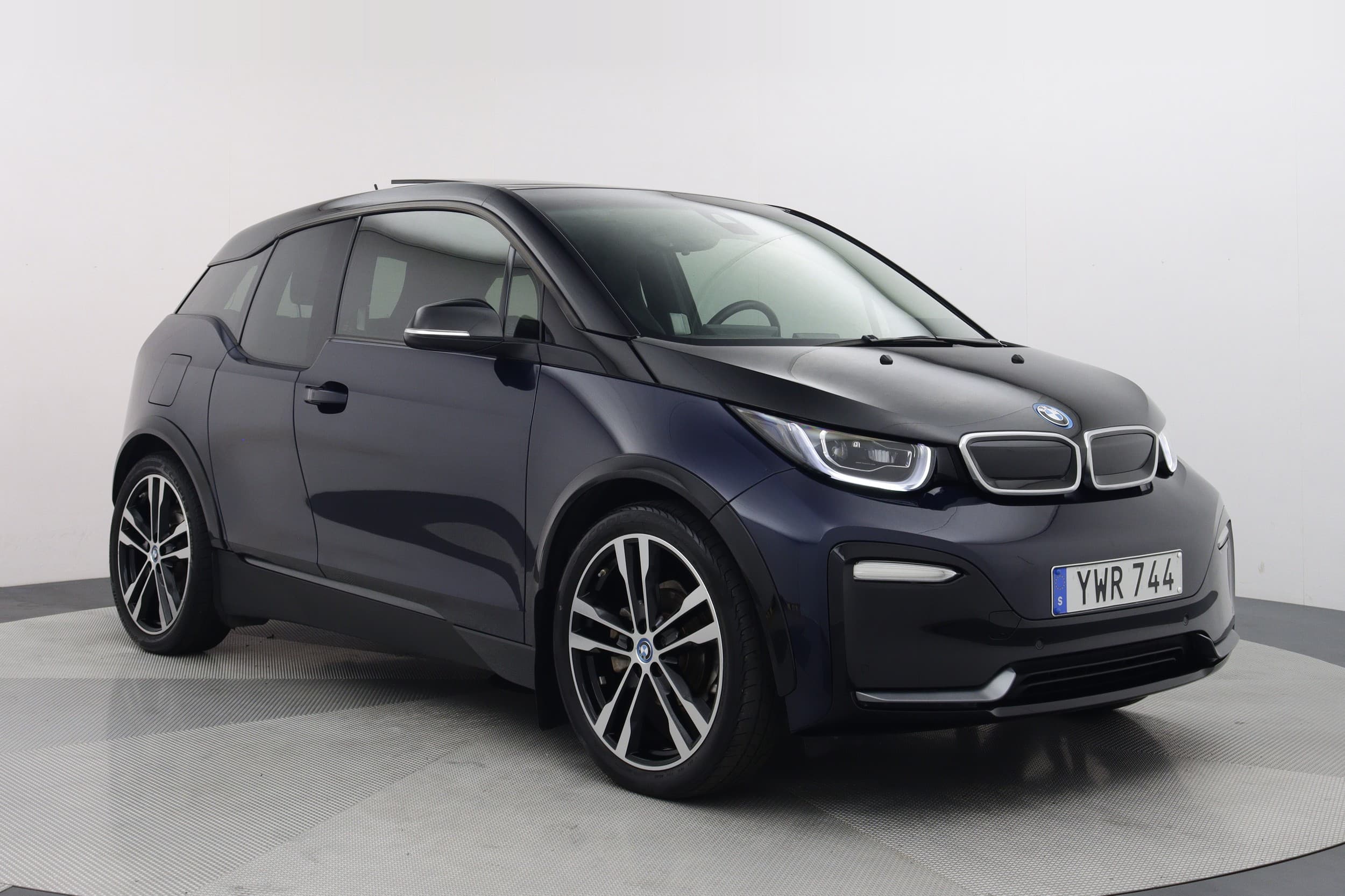 BMW i3s