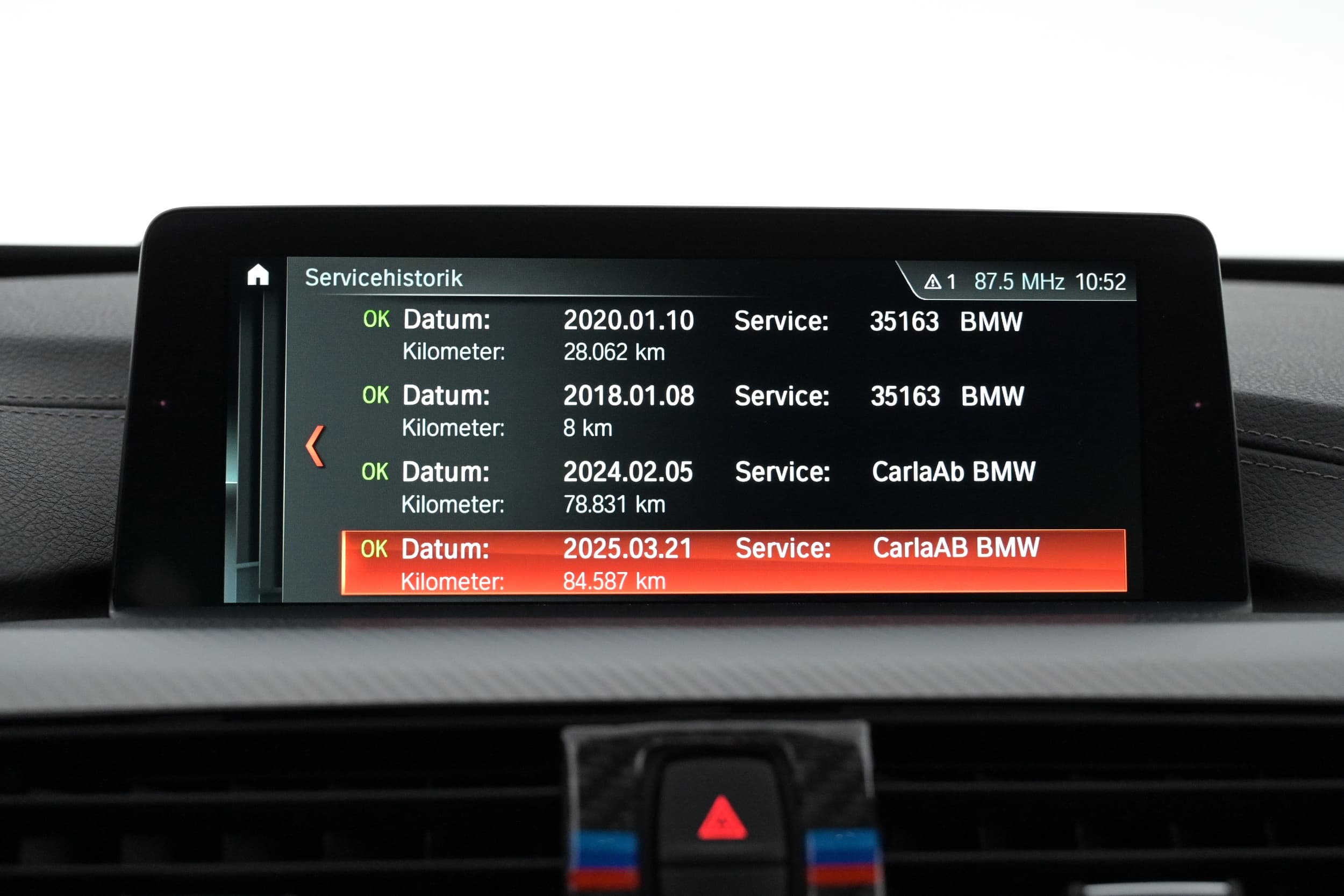 BMW 330e