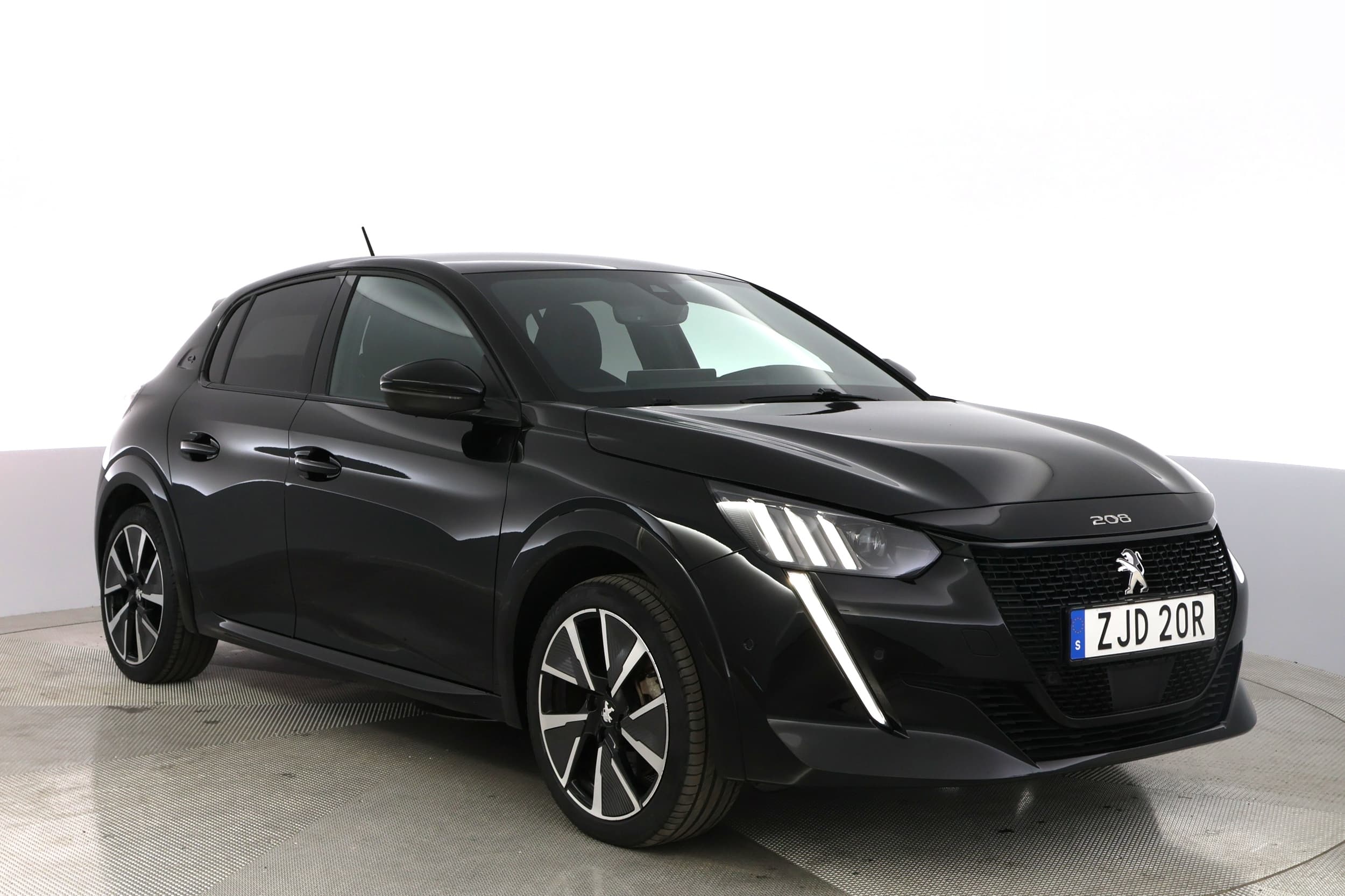 Peugeot e-208