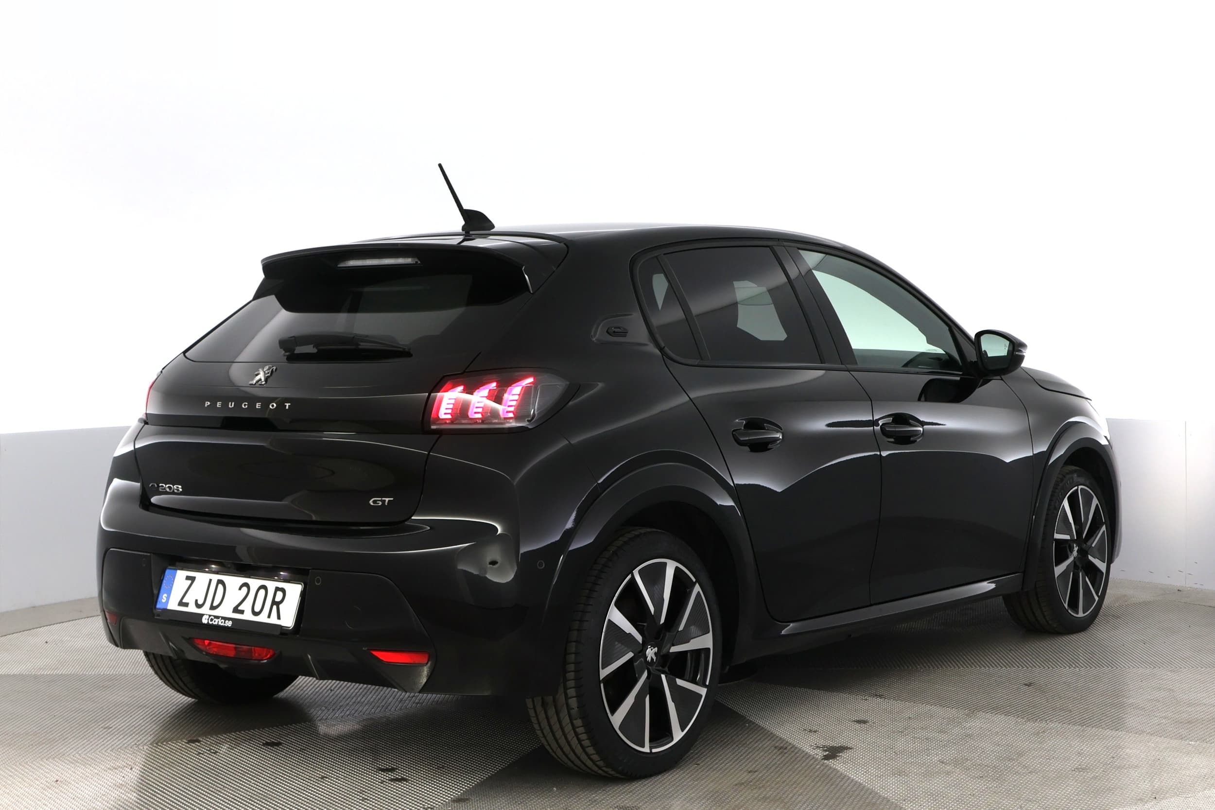 Peugeot e-208