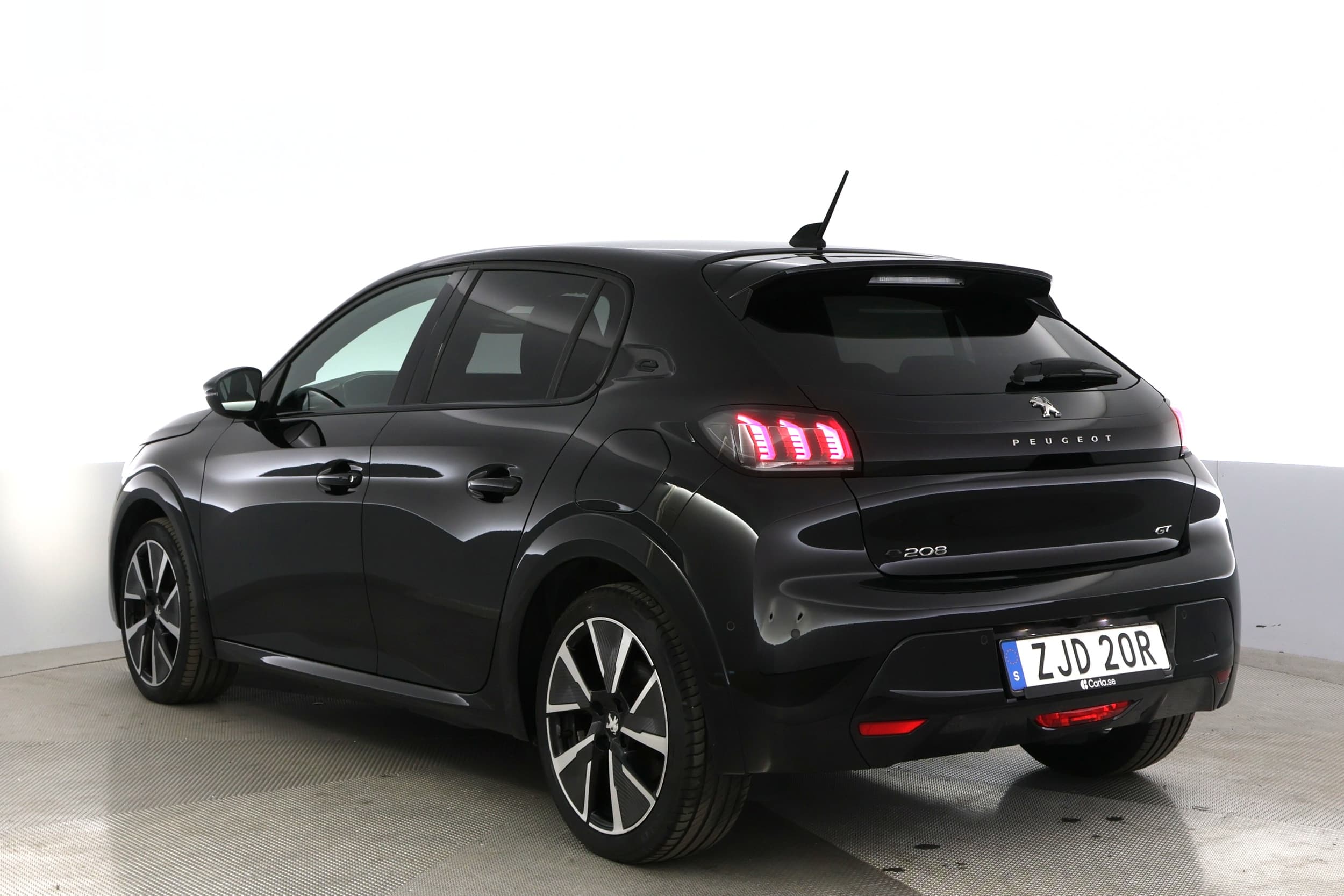 Peugeot e-208