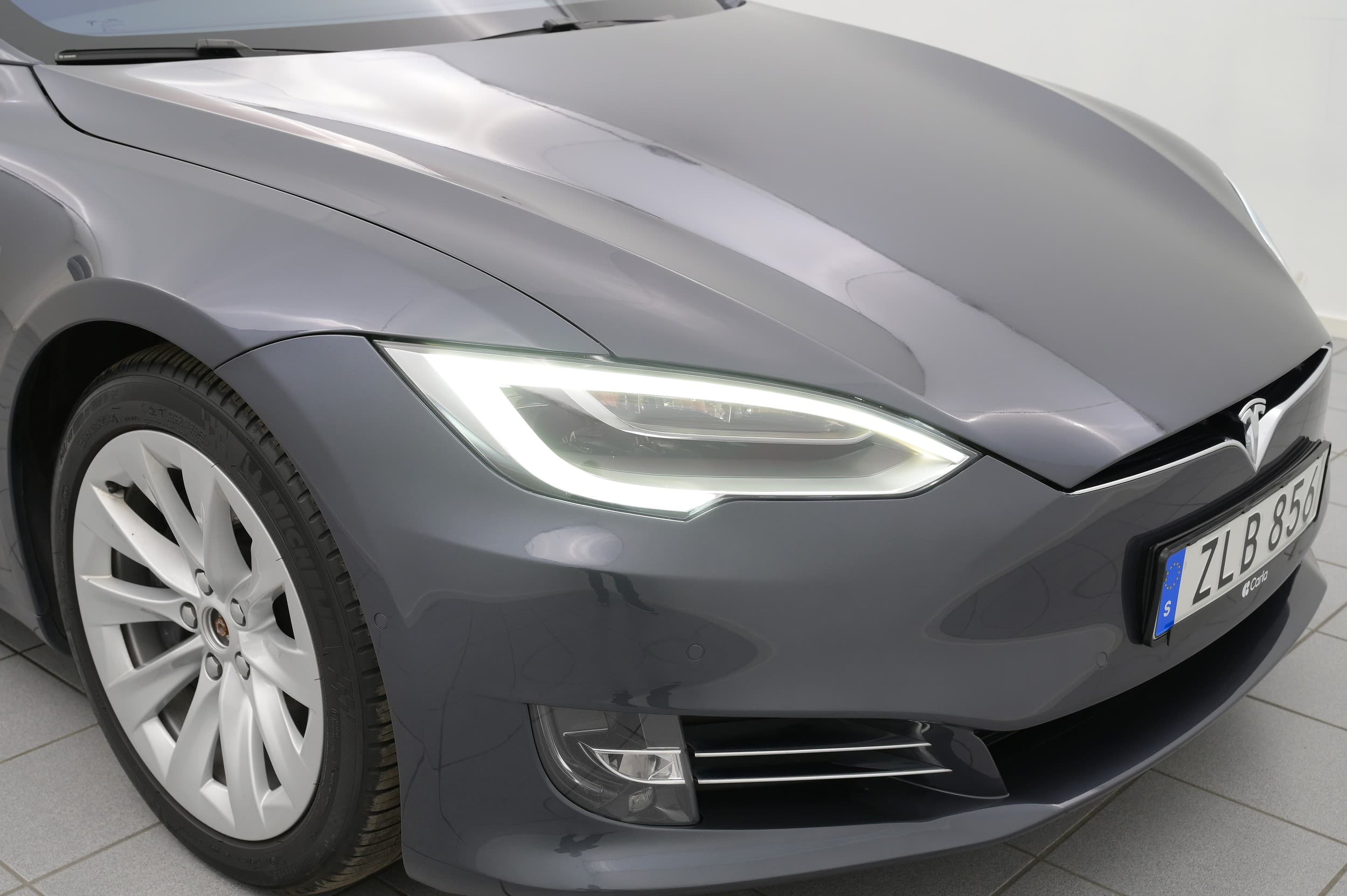 Tesla Model S