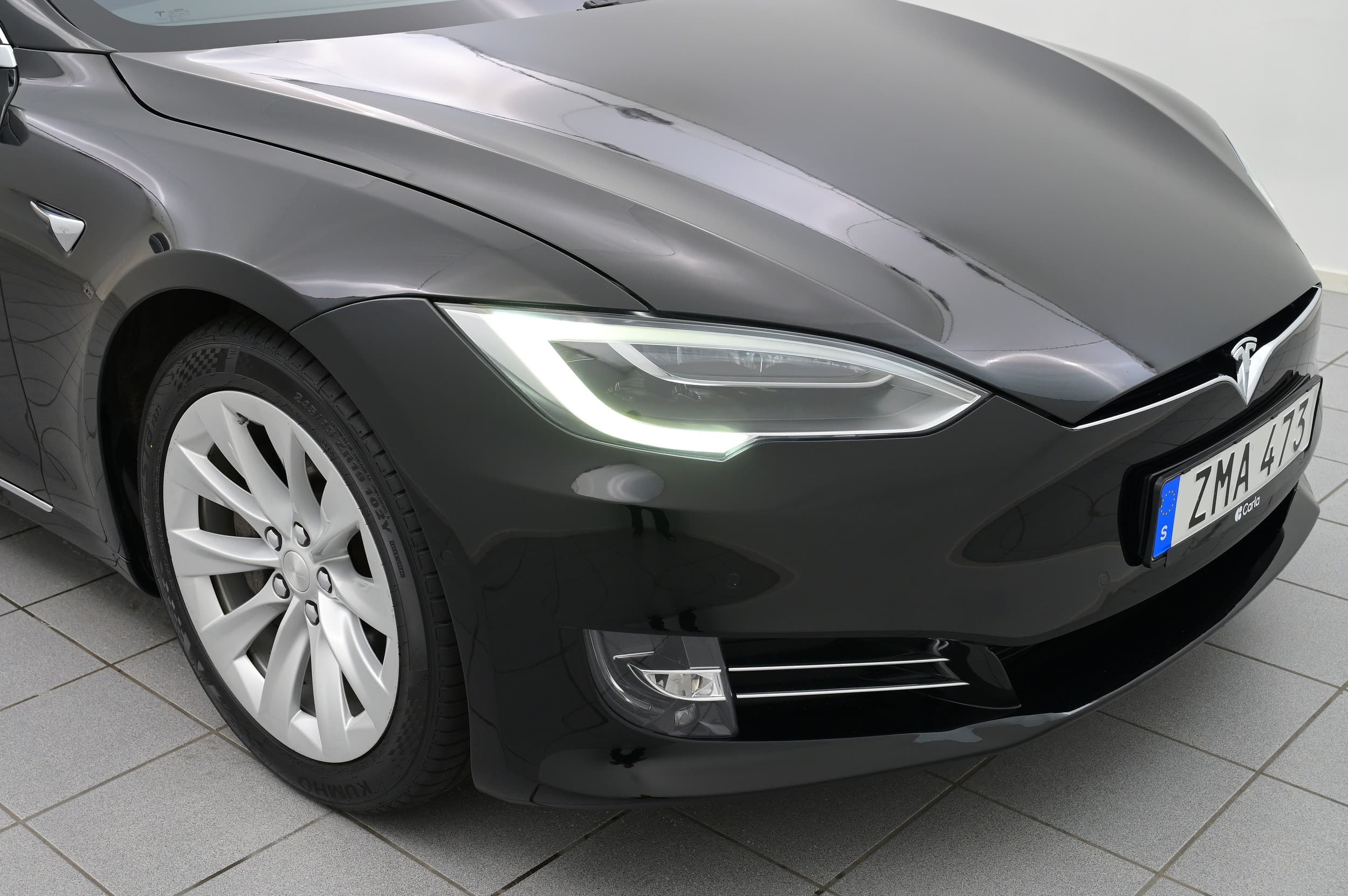 Tesla Model S