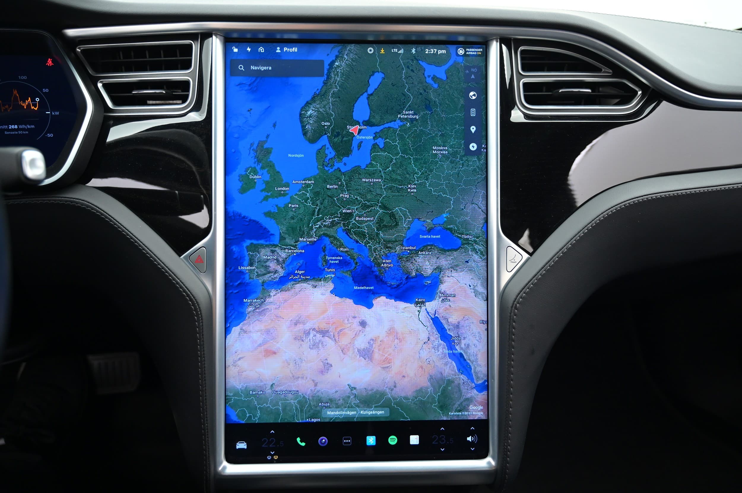 Tesla Model S