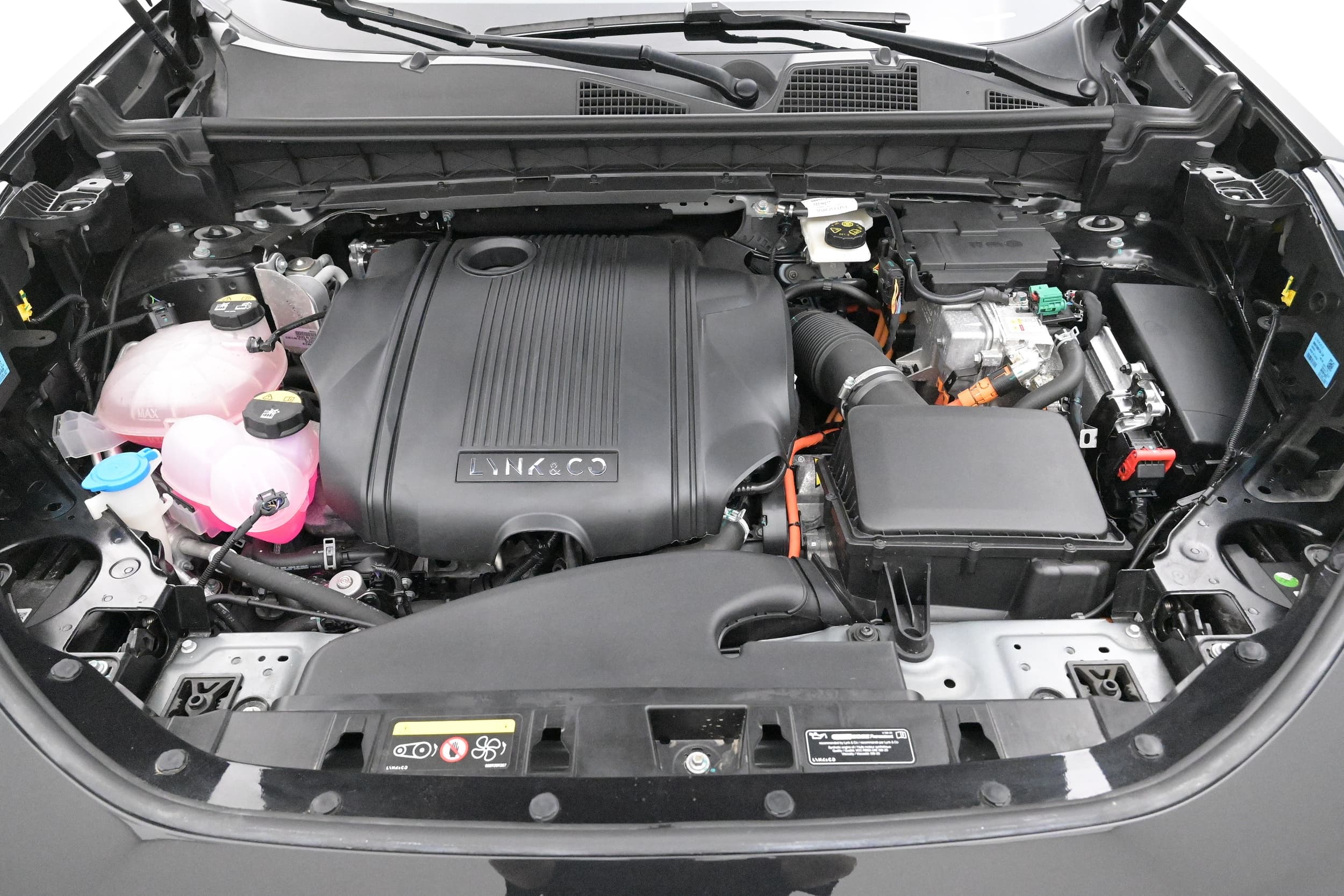 Lynk & Co 01