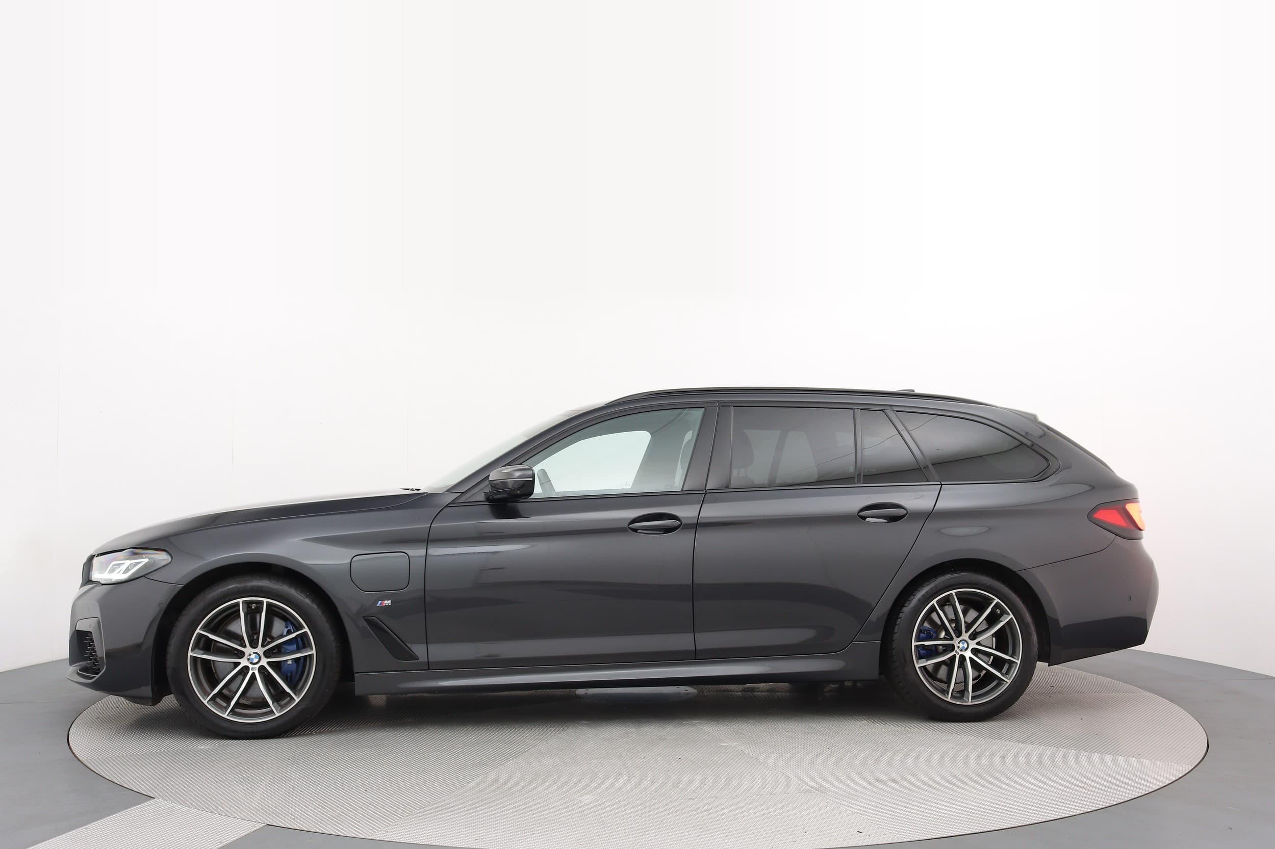 BMW 530e