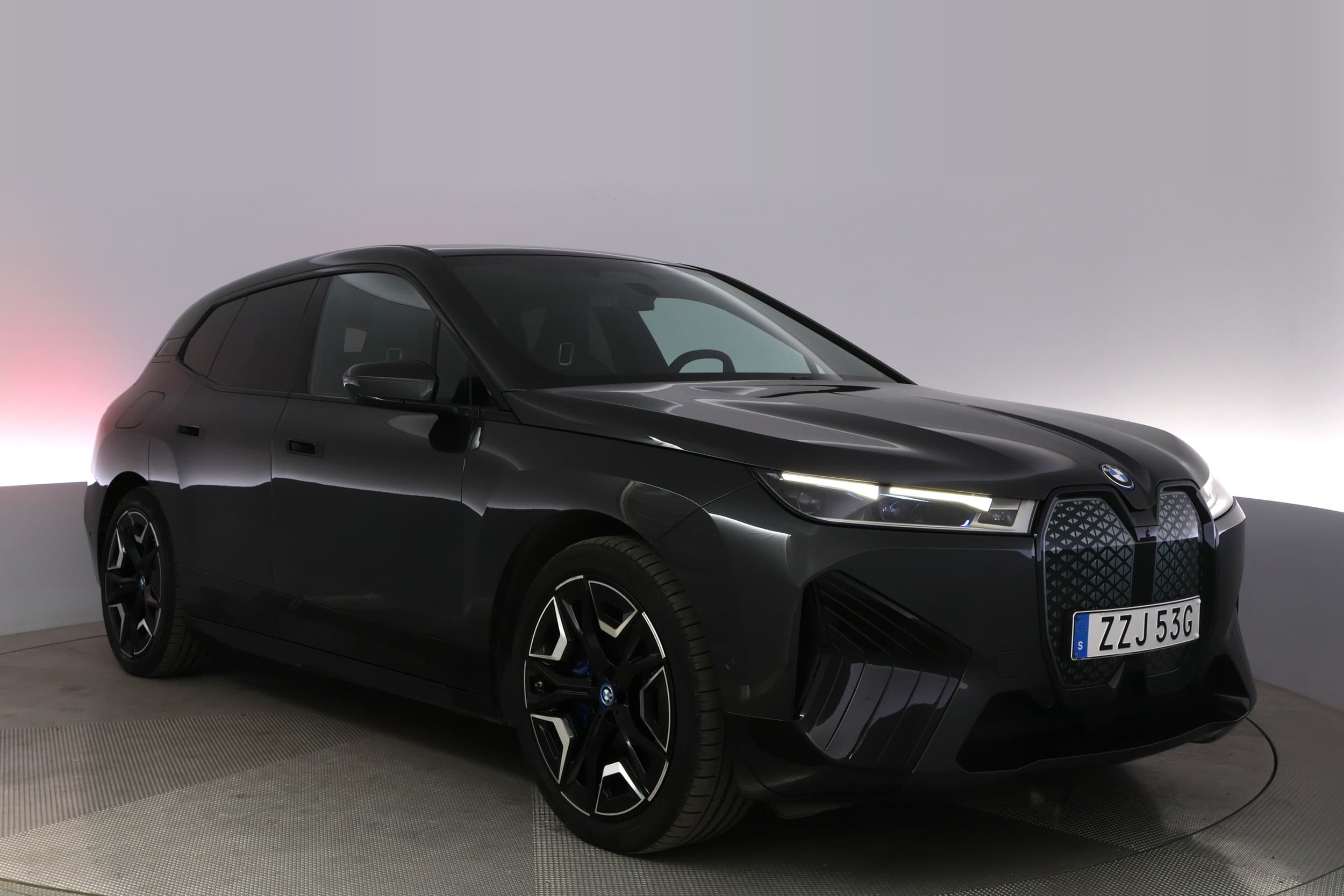 BMW iX