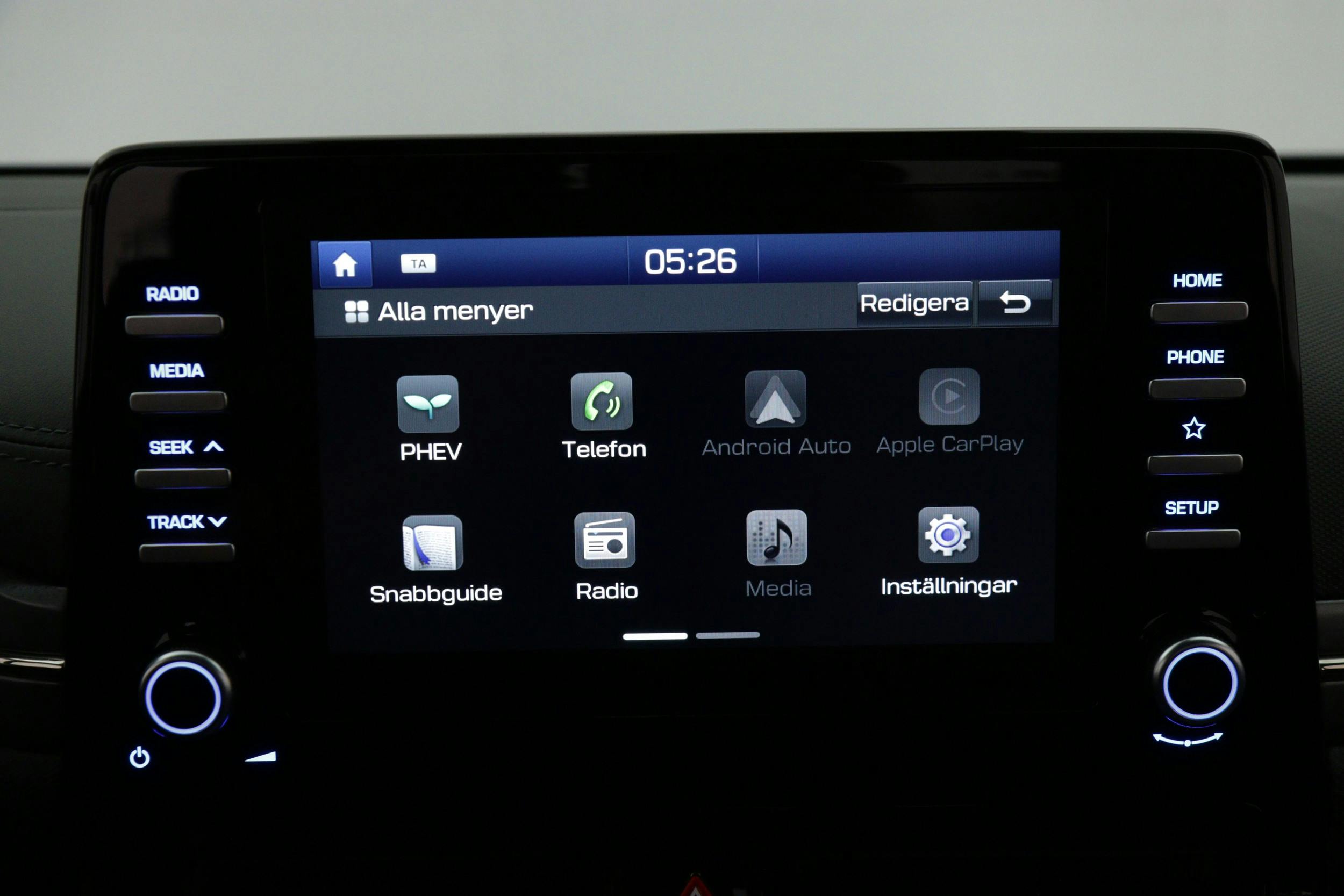 Infotainmentsystem: Apple CarPlay, Android Auto 